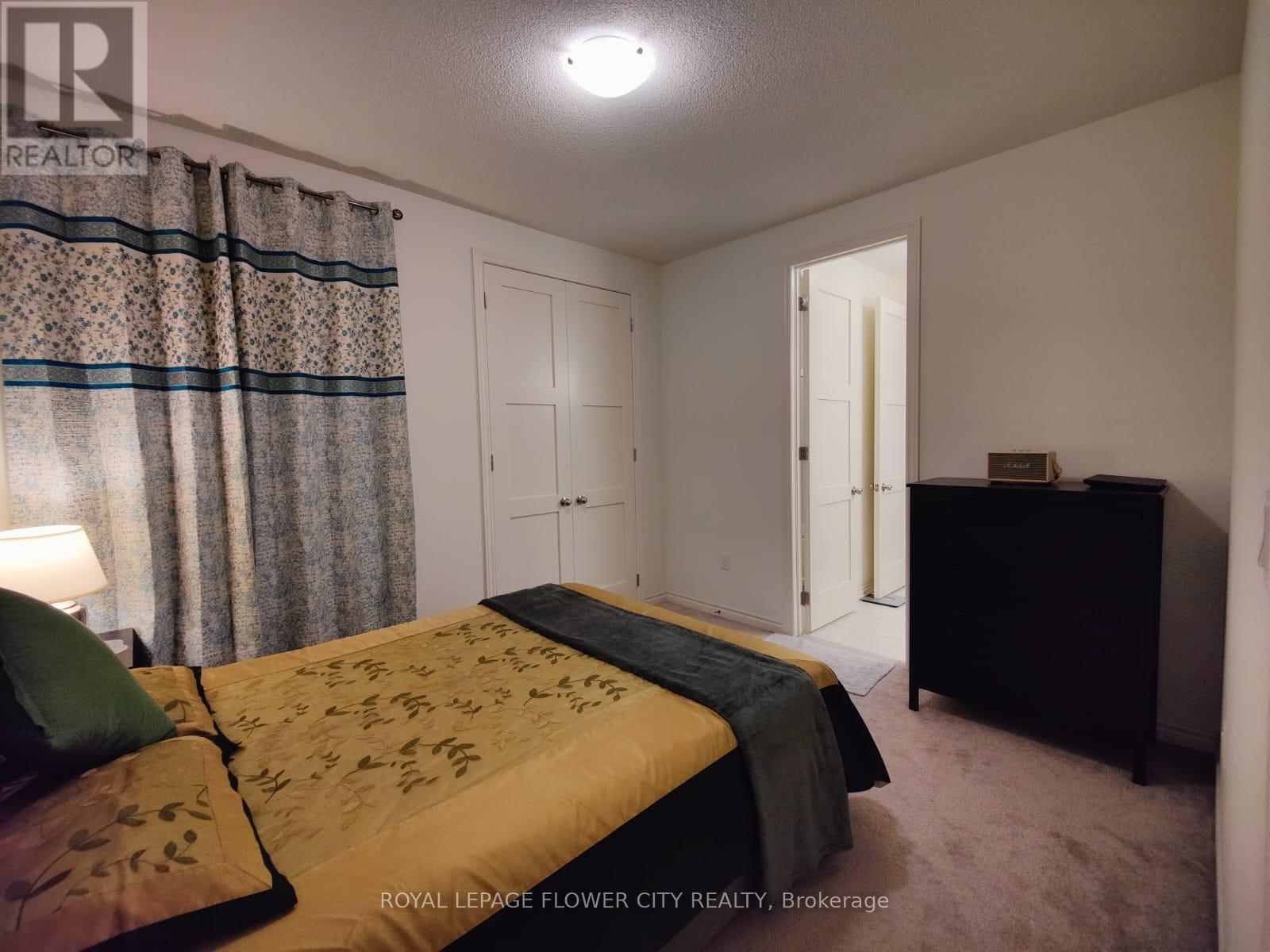 360 Valleyway Drive, Brampton, Ontario  L6S 5S7 - Photo 26 - W12400979