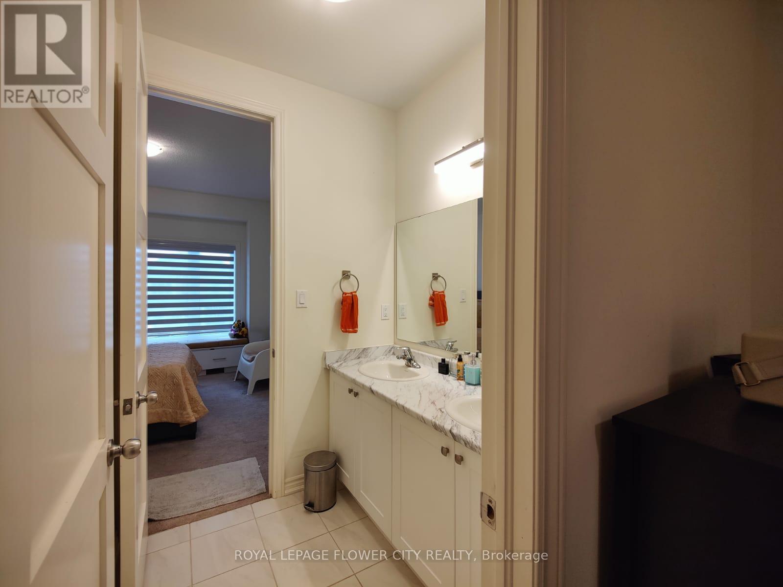 360 Valleyway Drive, Brampton, Ontario  L6S 5S7 - Photo 29 - W12400979