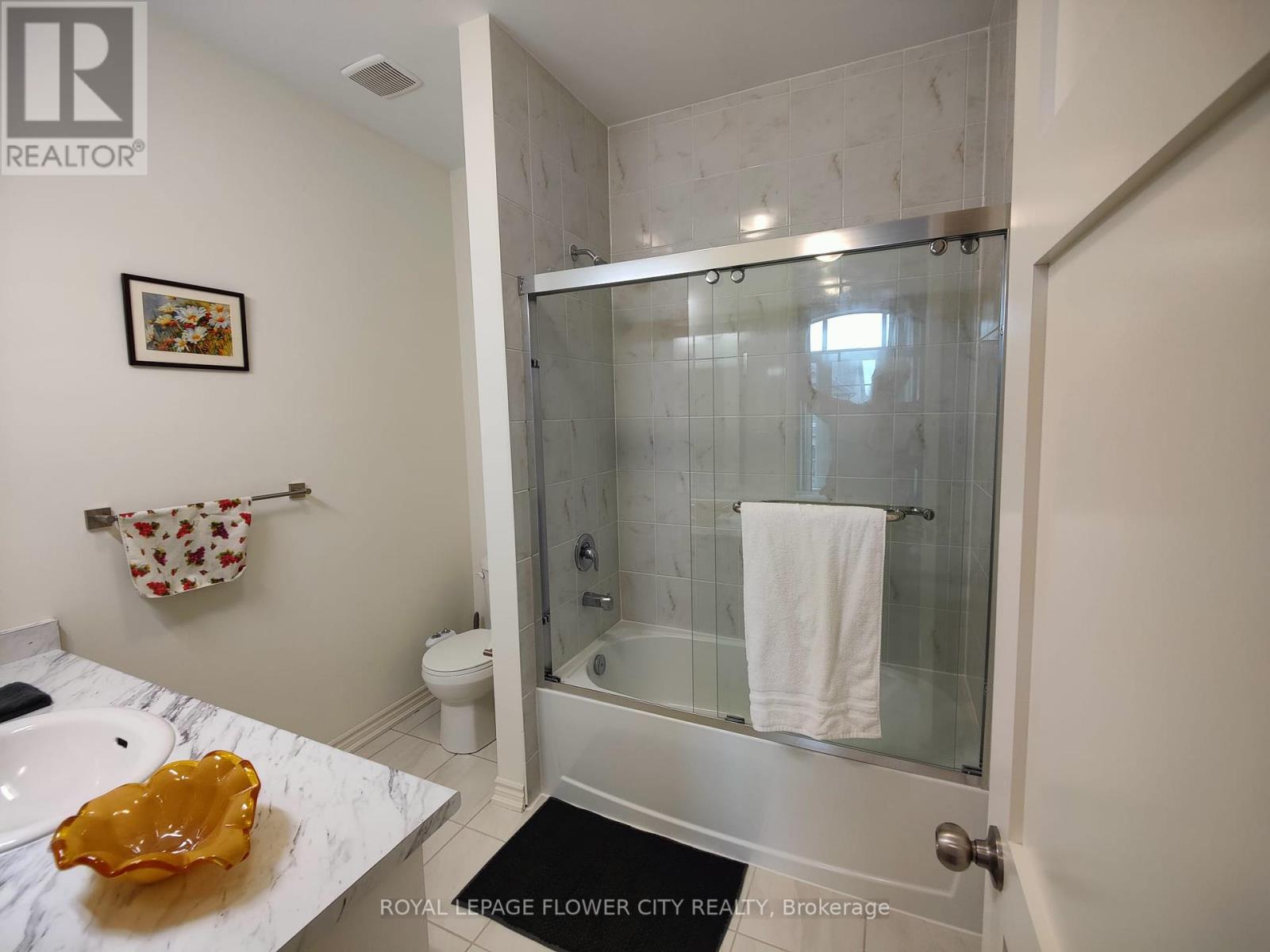 360 Valleyway Drive, Brampton, Ontario  L6S 5S7 - Photo 33 - W12400979