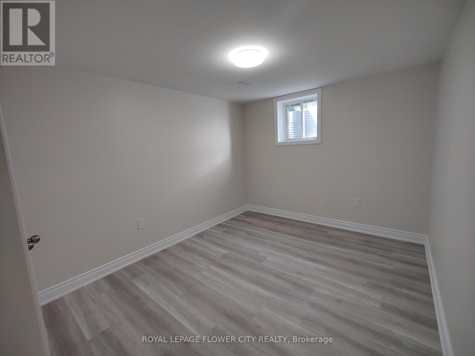 360 Valleyway Drive, Brampton, Ontario  L6S 5S7 - Photo 37 - W12400979