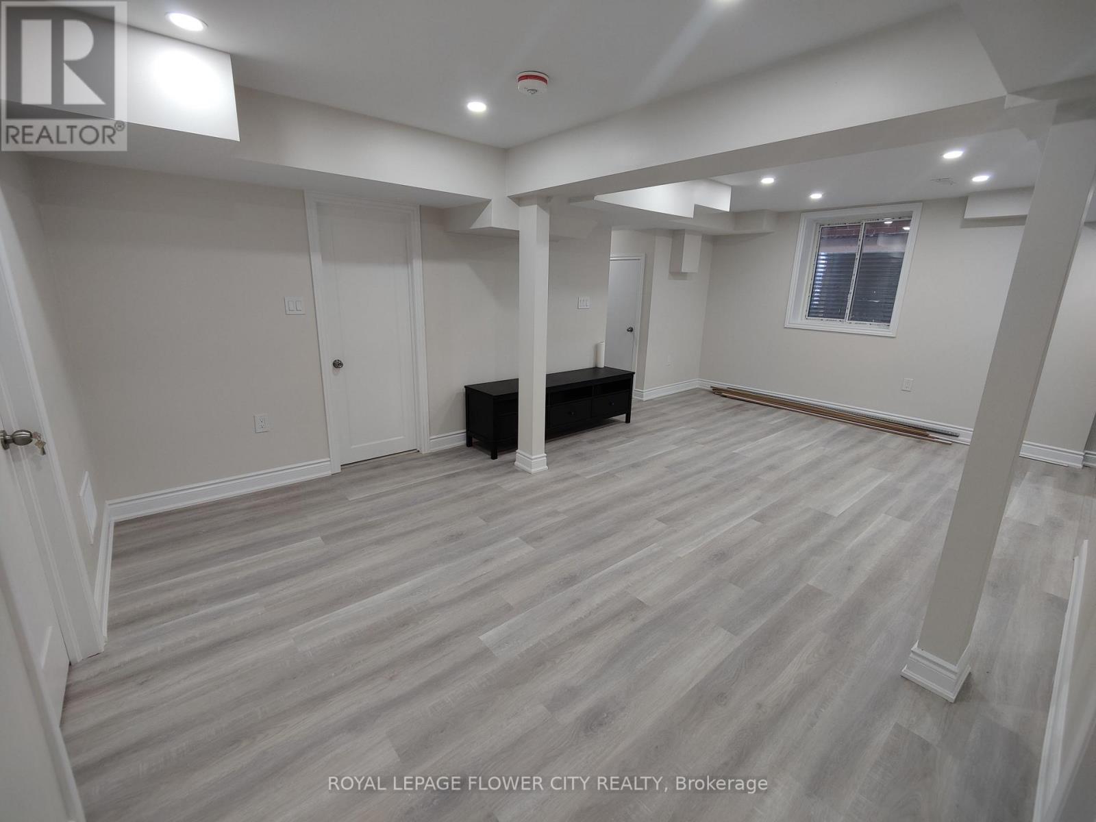 360 Valleyway Drive, Brampton, Ontario  L6S 5S7 - Photo 41 - W12400979