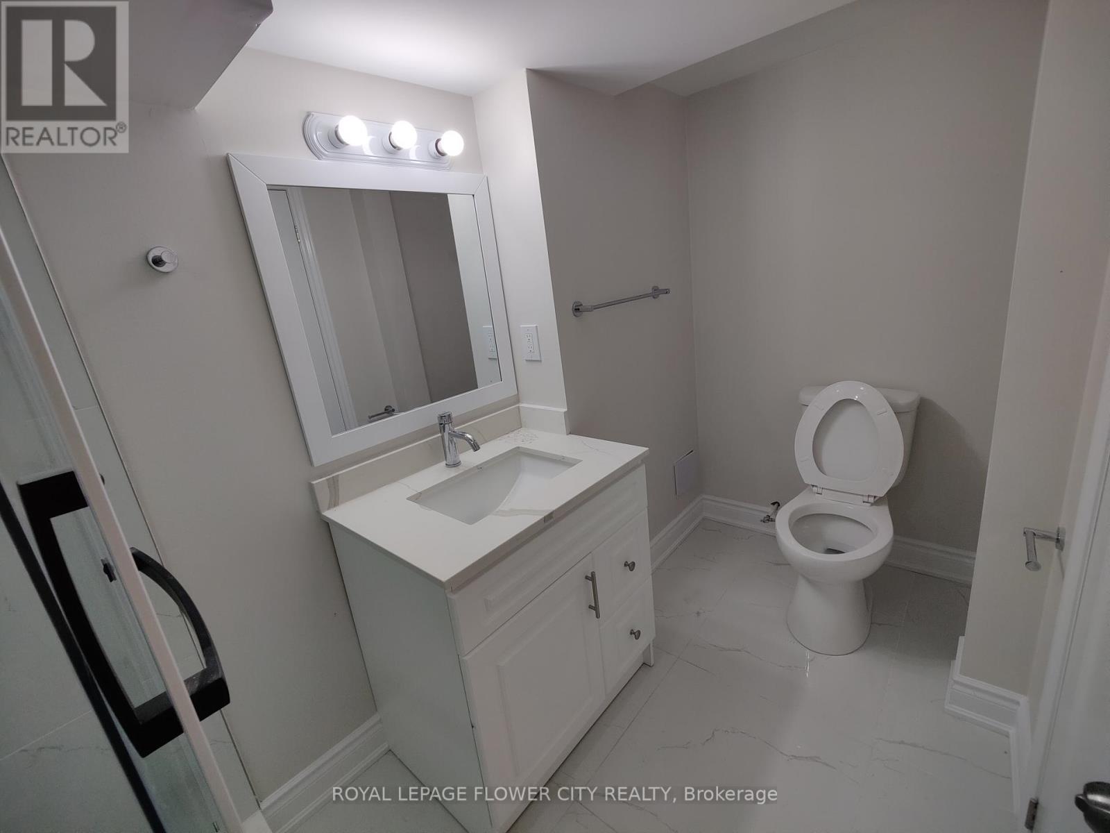 360 Valleyway Drive, Brampton, Ontario  L6S 5S7 - Photo 43 - W12400979