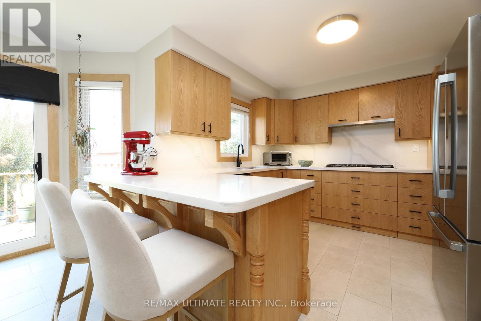 1169 Ewing Crescent, Mississauga, Ontario  L5V 1C1 - Photo 15 - W12400997