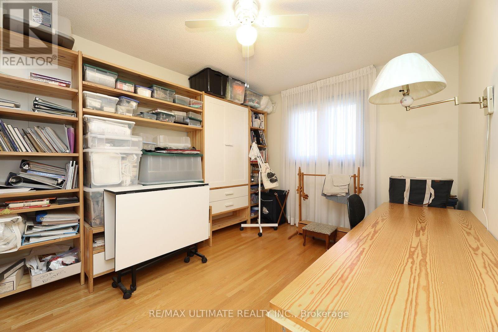 1169 Ewing Crescent, Mississauga, Ontario  L5V 1C1 - Photo 26 - W12400997