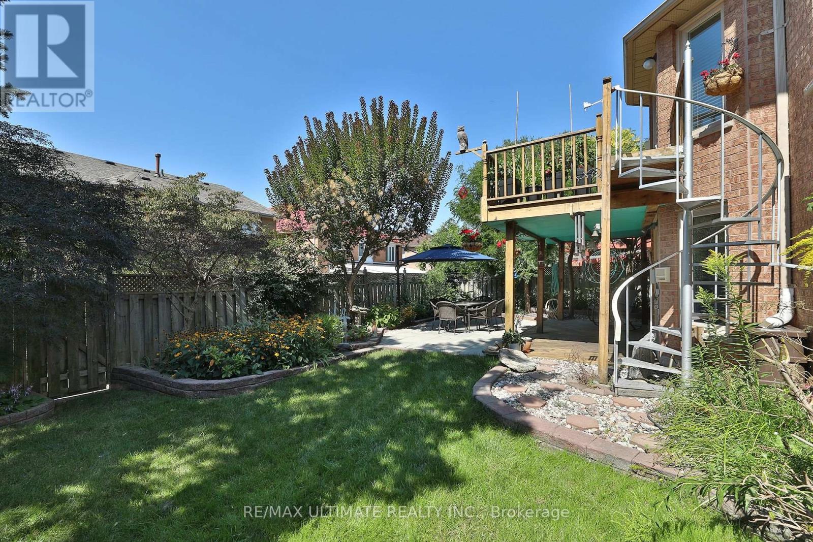 1169 Ewing Crescent, Mississauga, Ontario  L5V 1C1 - Photo 41 - W12400997