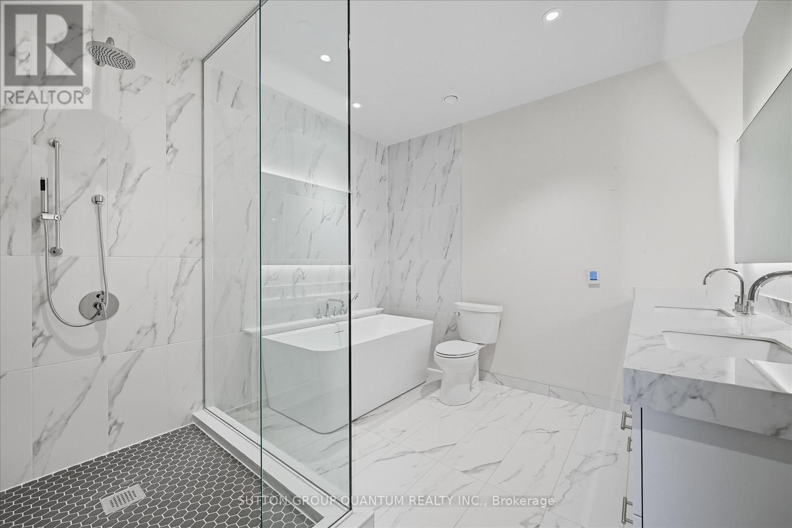 409 - 123 Maurice Drive, Oakville, Ontario  L6K 2W6 - Photo 25 - W12401000