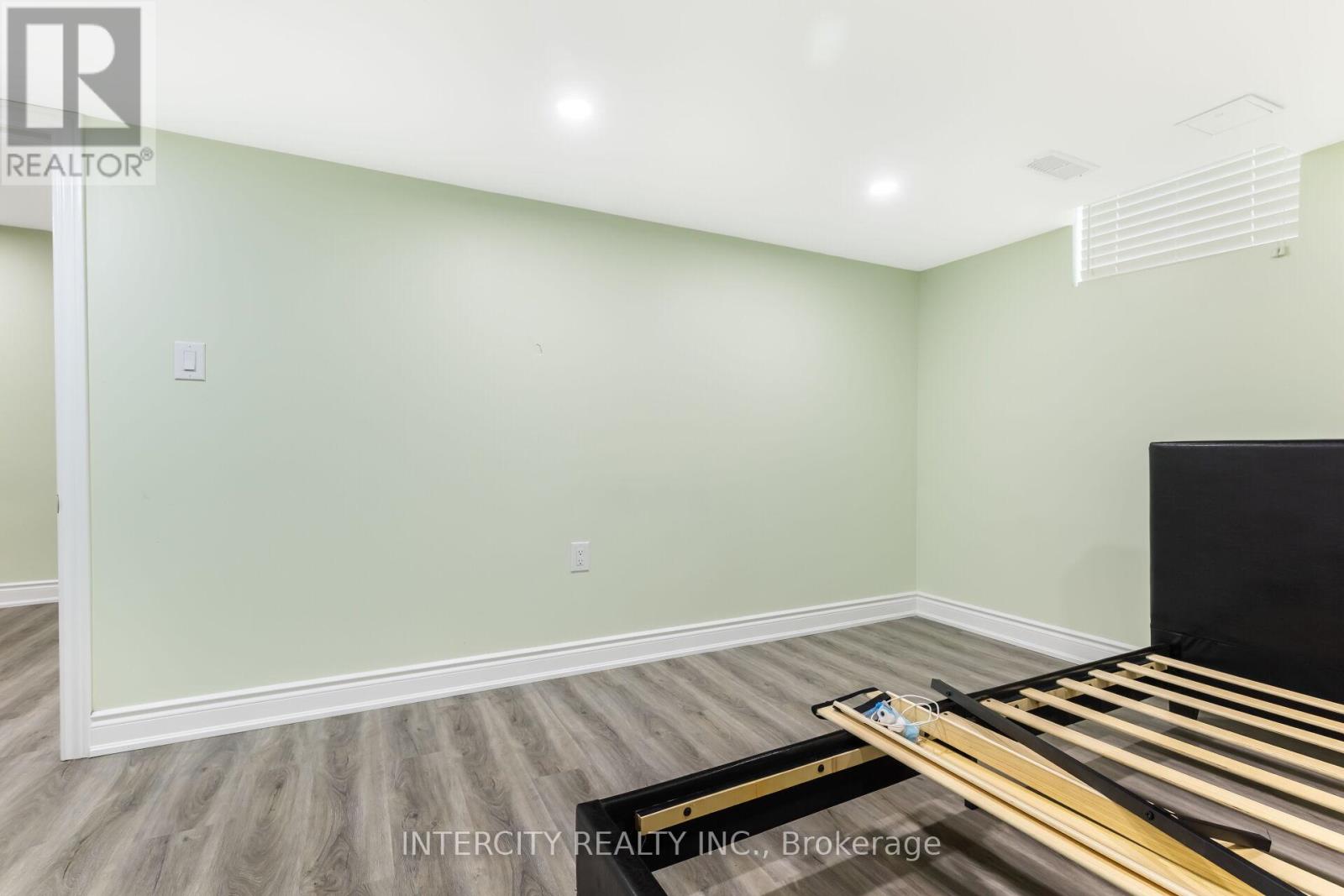 40 Donald Stewart Road, Brampton, Ontario  L7A 5J8 - Photo 47 - W12401001