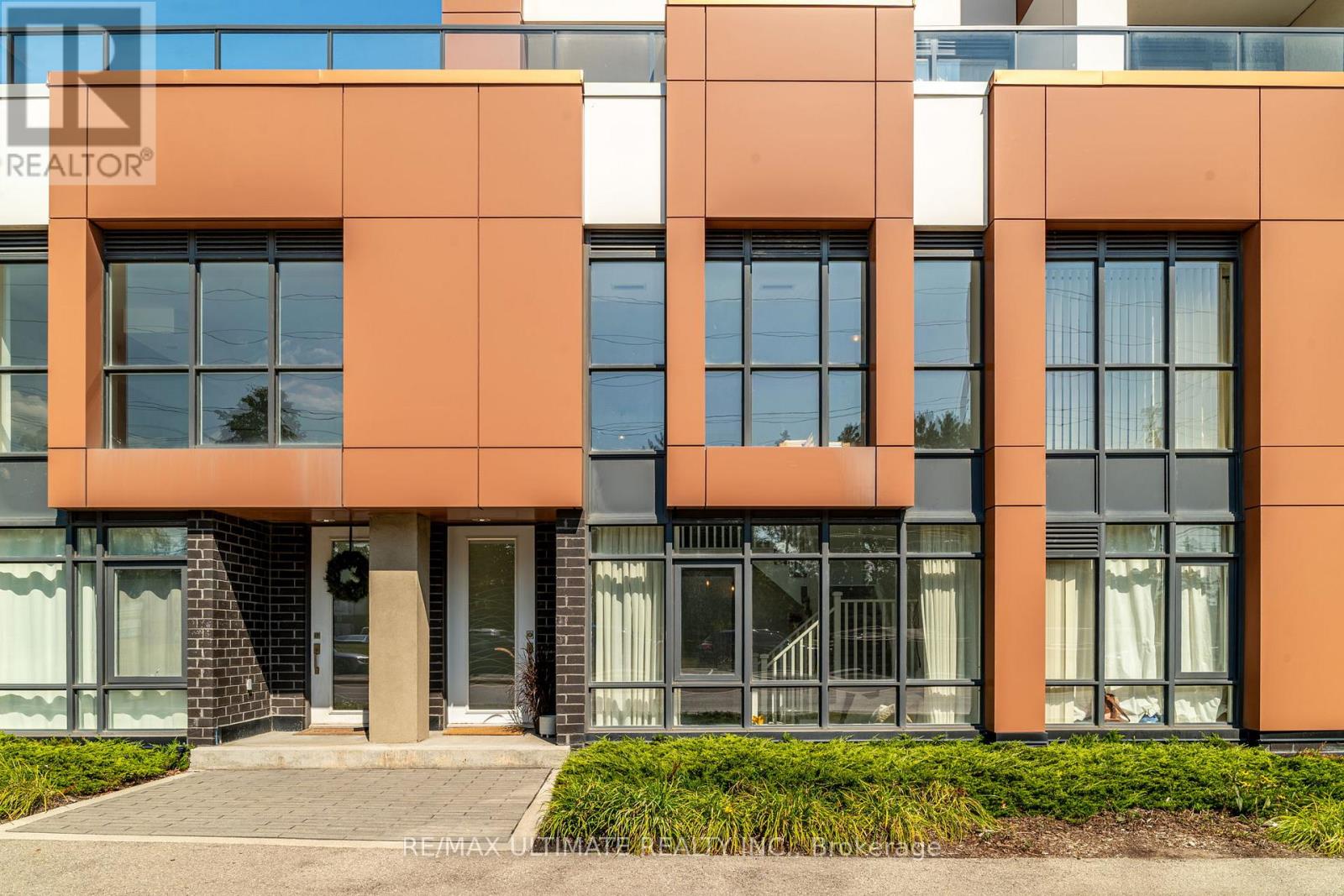 104 - 5001 CORPORATE DRIVE, Burlington, Ontario