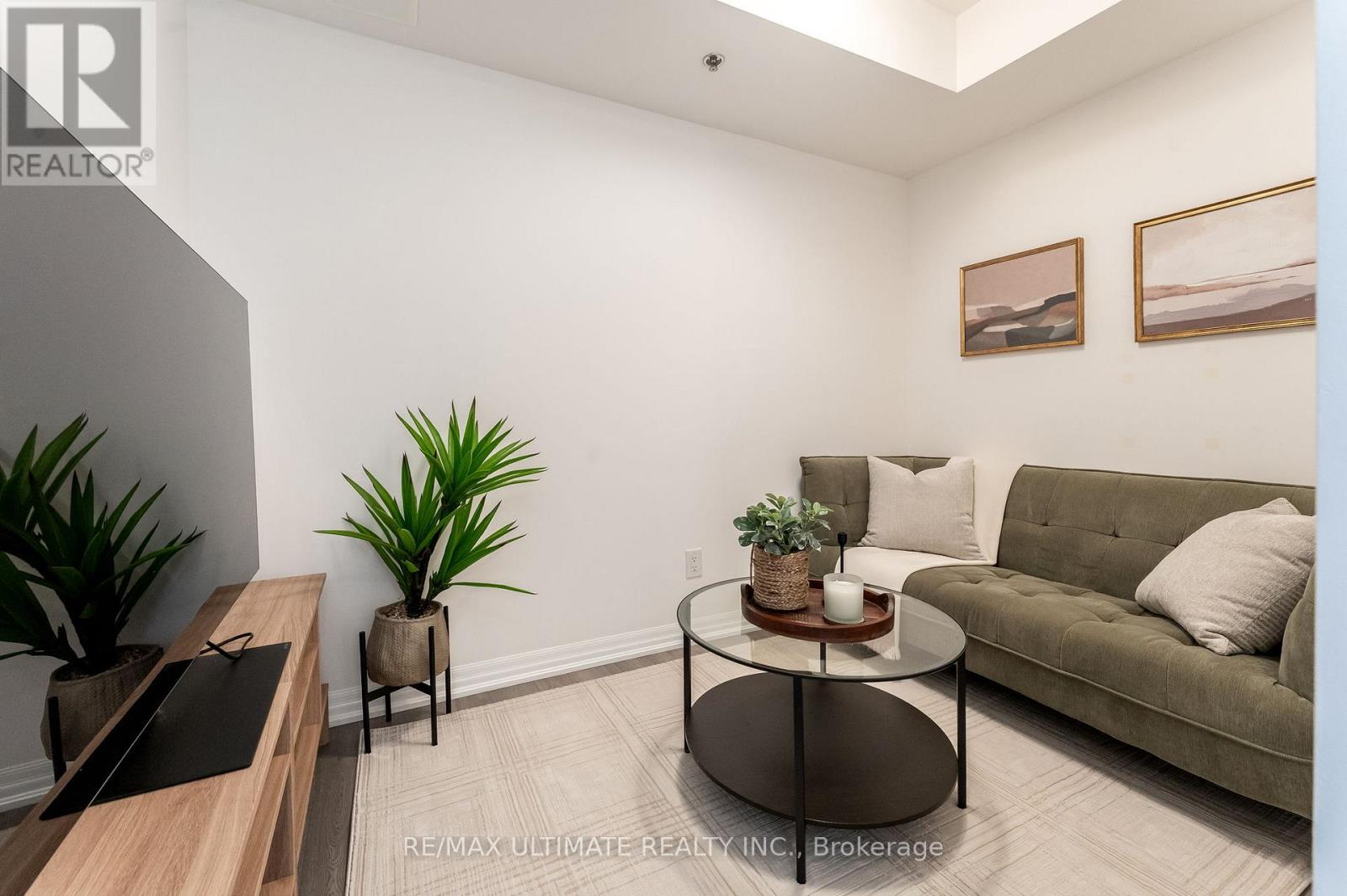 104 - 5001 Corporate Drive, Burlington (Uptown), Ontario  L7L 0H5 - Photo 13 - W12401005