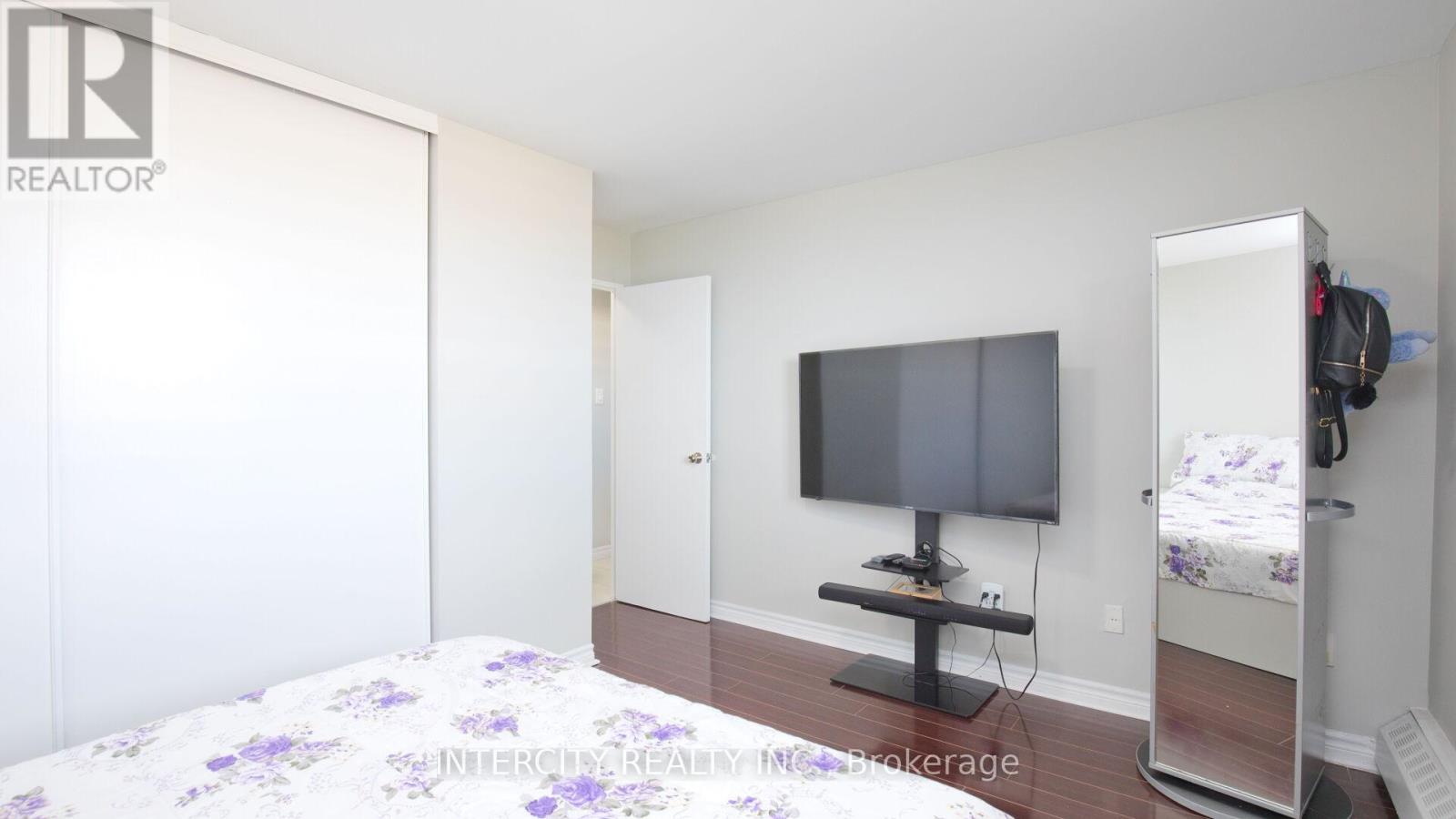 907 - 3555 Derry Road E, Mississauga, Ontario  L4T 1B2 - Photo 19 - W12401070