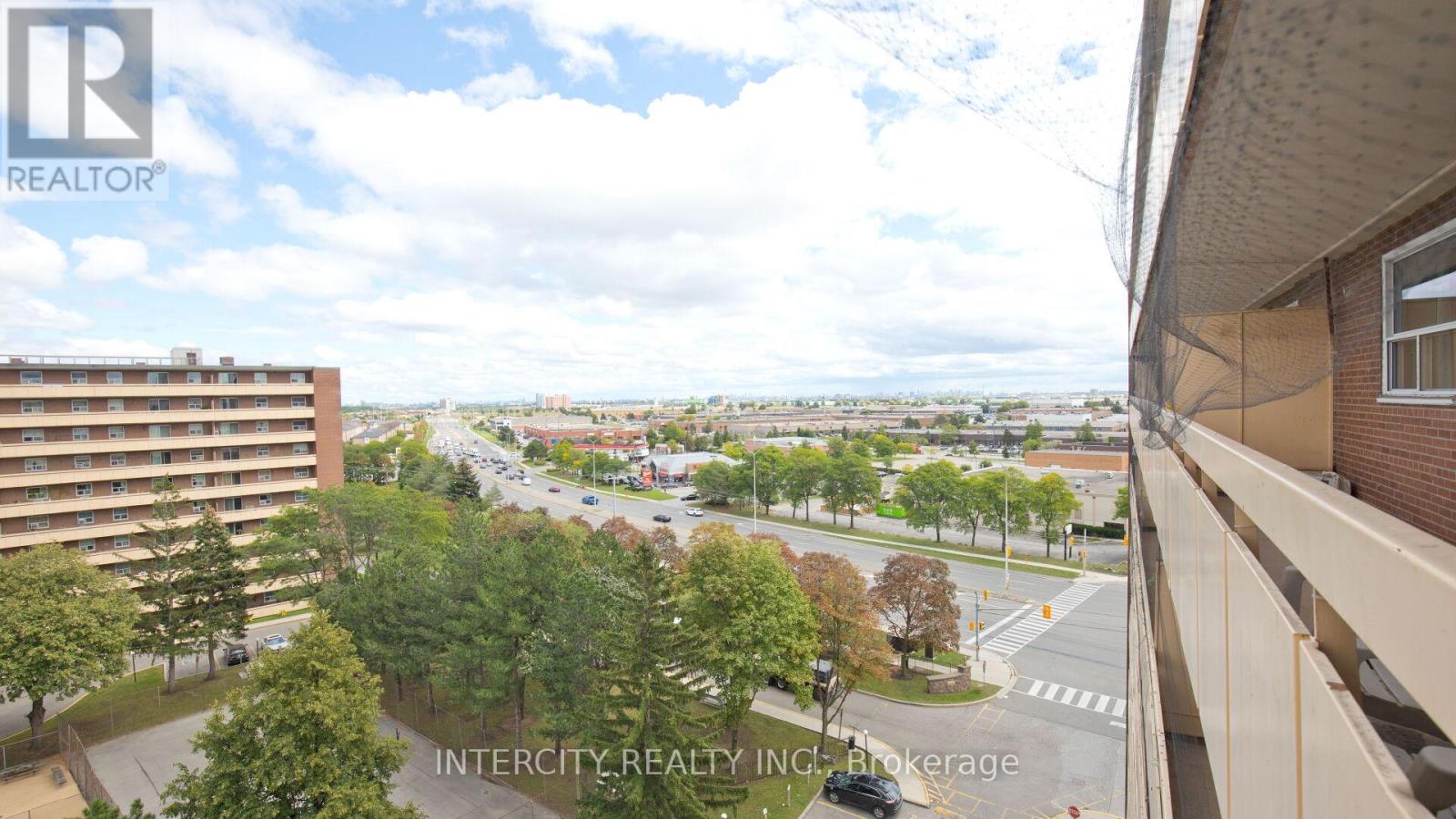 907 - 3555 Derry Road E, Mississauga, Ontario  L4T 1B2 - Photo 26 - W12401070