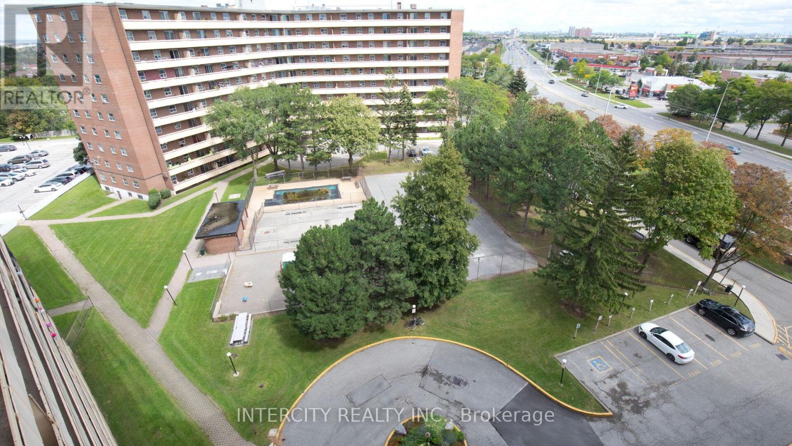 907 - 3555 Derry Road E, Mississauga, Ontario  L4T 1B2 - Photo 27 - W12401070