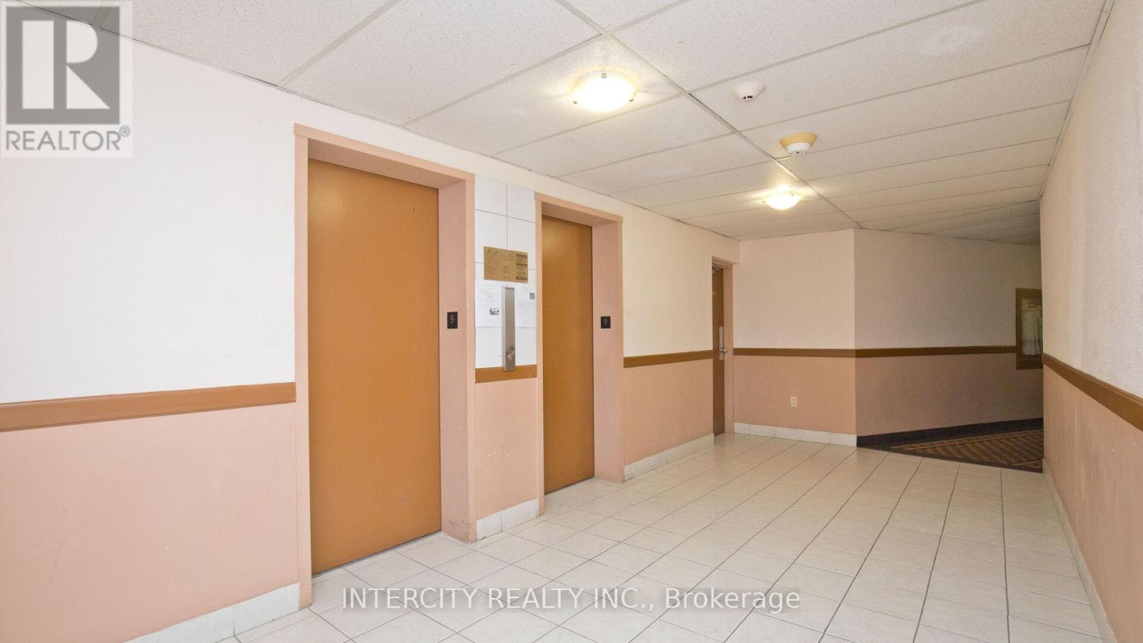 907 - 3555 Derry Road E, Mississauga, Ontario  L4T 1B2 - Photo 29 - W12401070