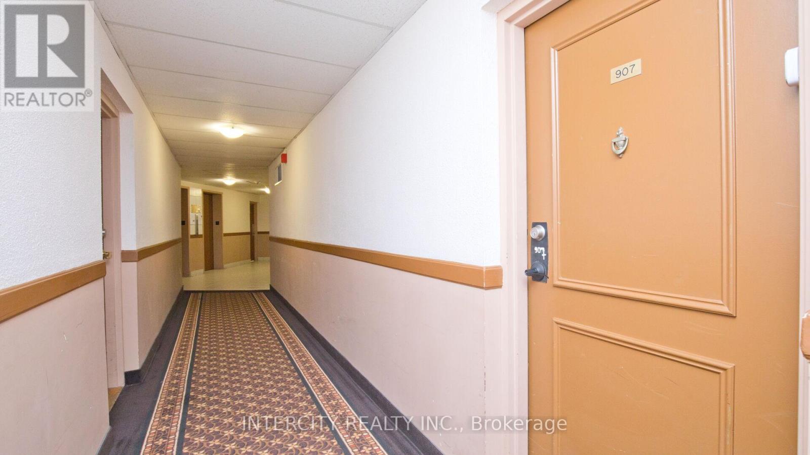 907 - 3555 Derry Road E, Mississauga, Ontario  L4T 1B2 - Photo 3 - W12401070