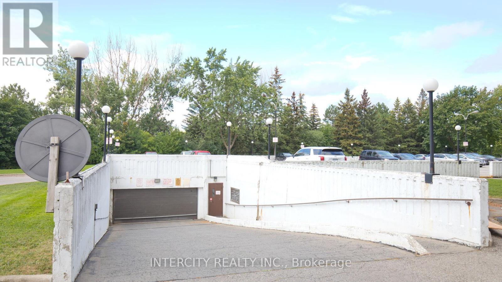 907 - 3555 Derry Road E, Mississauga, Ontario  L4T 1B2 - Photo 32 - W12401070