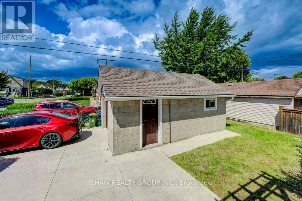 28 Barons Avenue S, Hamilton, Ontario  L8K 2X9 - Photo 43 - X12400694