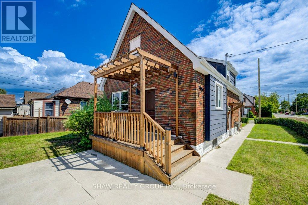 28 Barons Avenue S, Hamilton, Ontario  L8K 2X9 - Photo 40 - X12400694