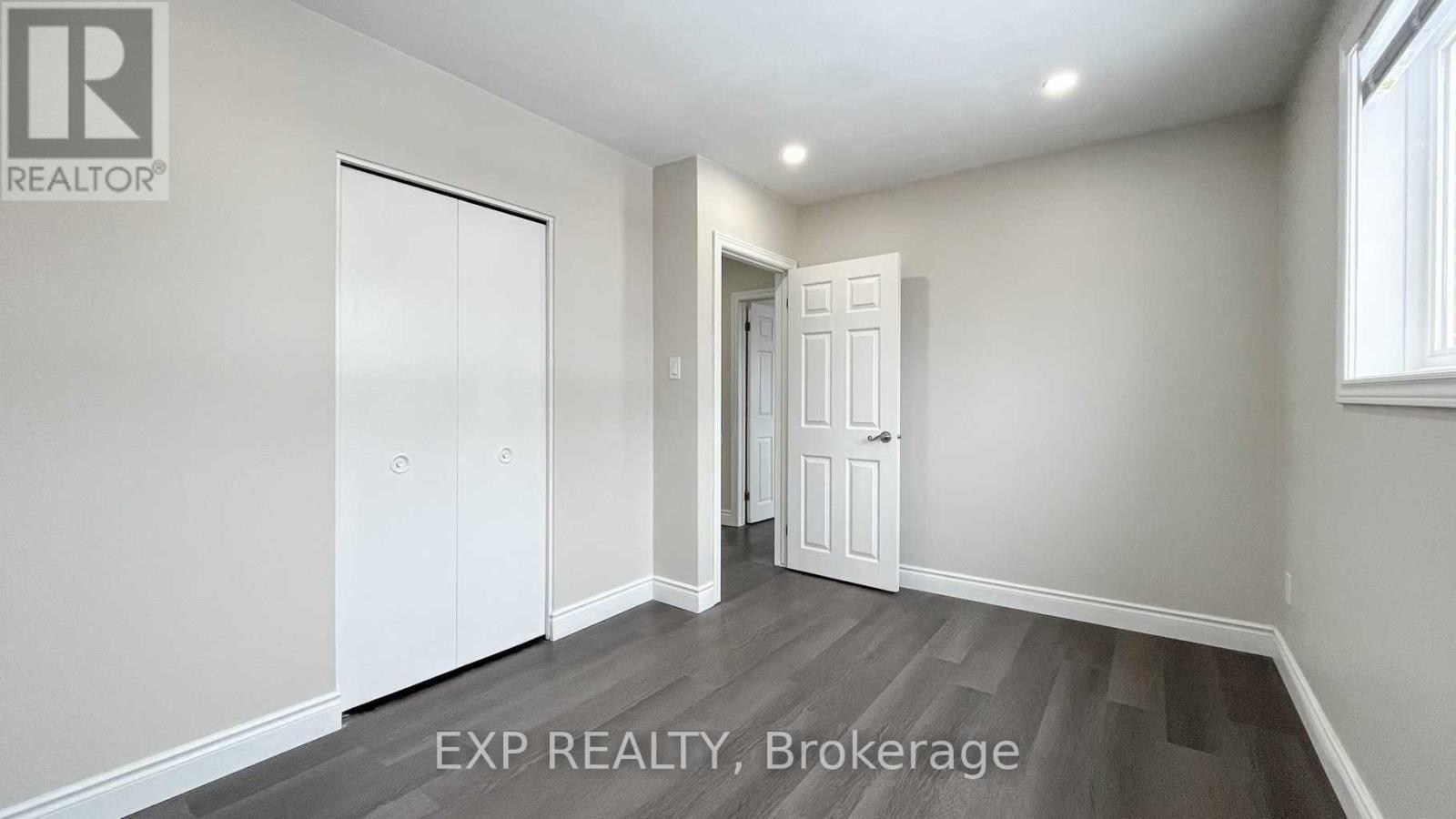 15 Calvert Avenue, Hamilton, Ontario  L8G 2K5 - Photo 10 - X12400972