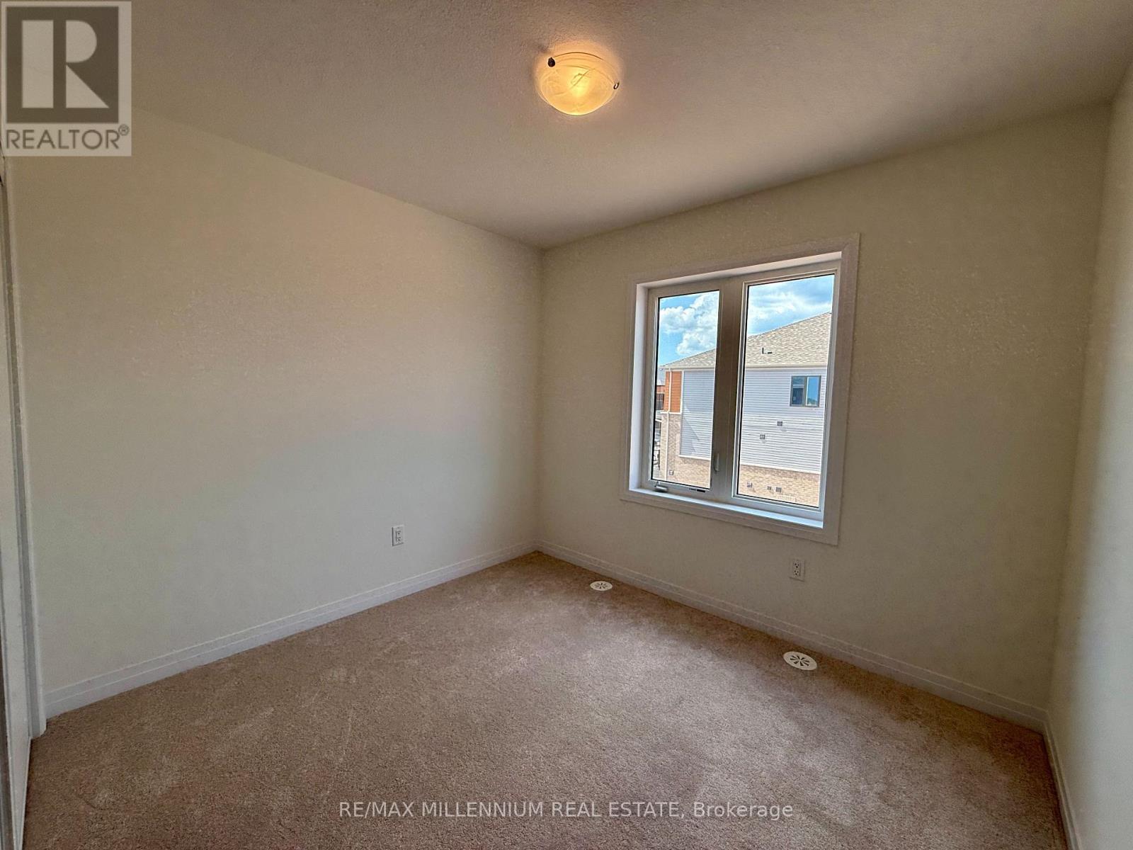 11 Gunnel Road, Welland, Ontario  L3B 0P3 - Photo 22 - X12401038
