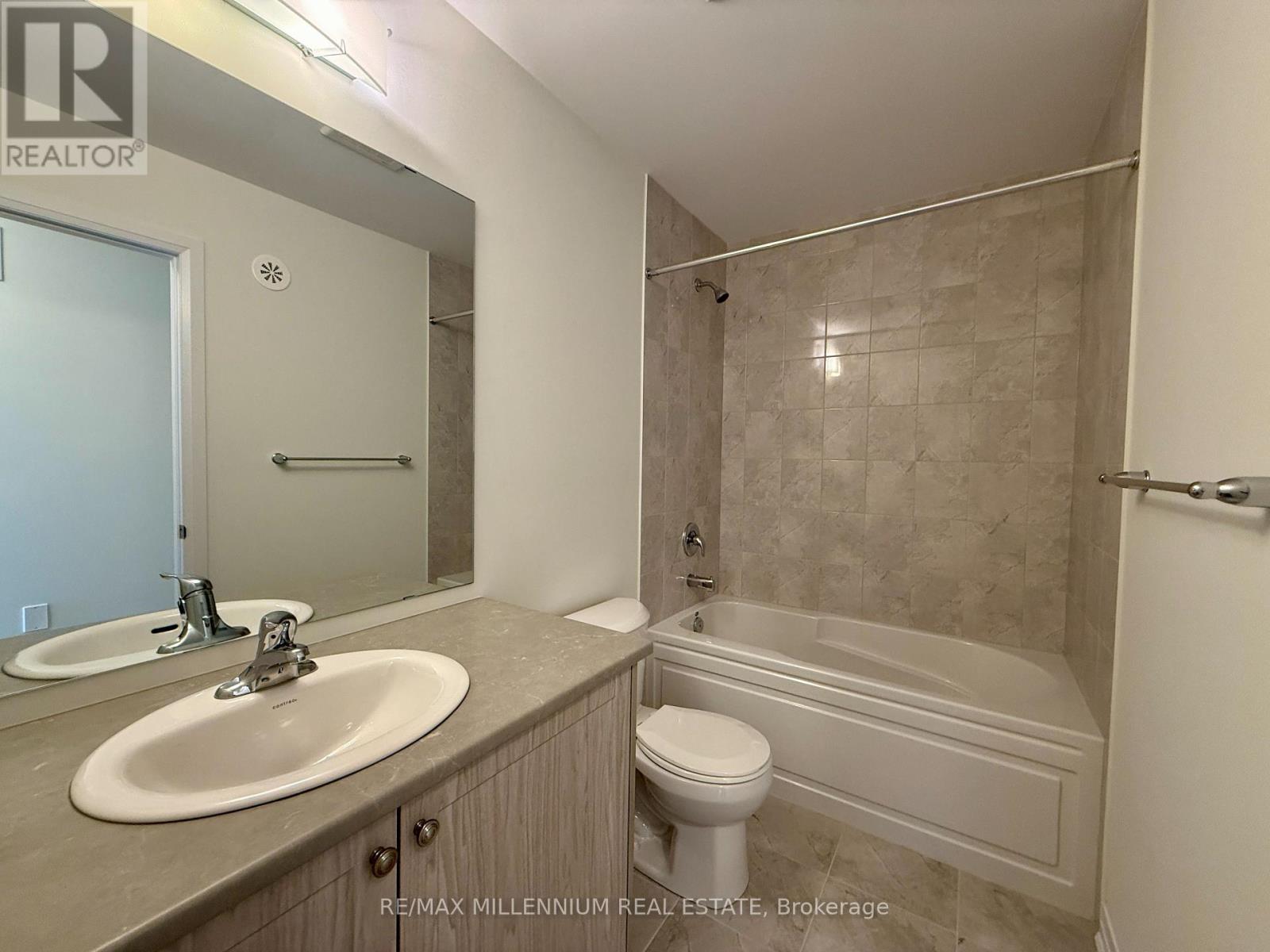11 Gunnel Road, Welland, Ontario  L3B 0P3 - Photo 24 - X12401038