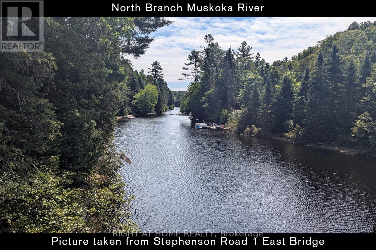524 Balsam Chutes Road, Huntsville, Ontario  P0B 1L0 - Photo 3 - X12401057