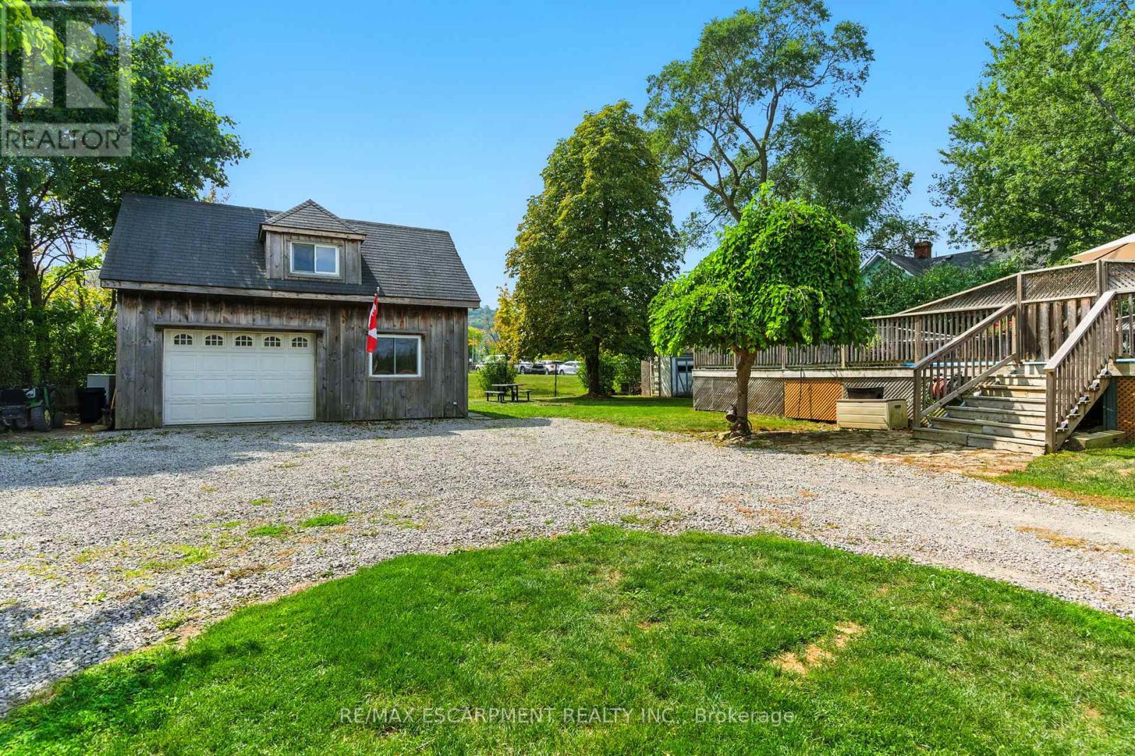 908 Highway 8, Hamilton (Fruitland), Ontario  L8E 5J2 - Photo 41 - X12401076