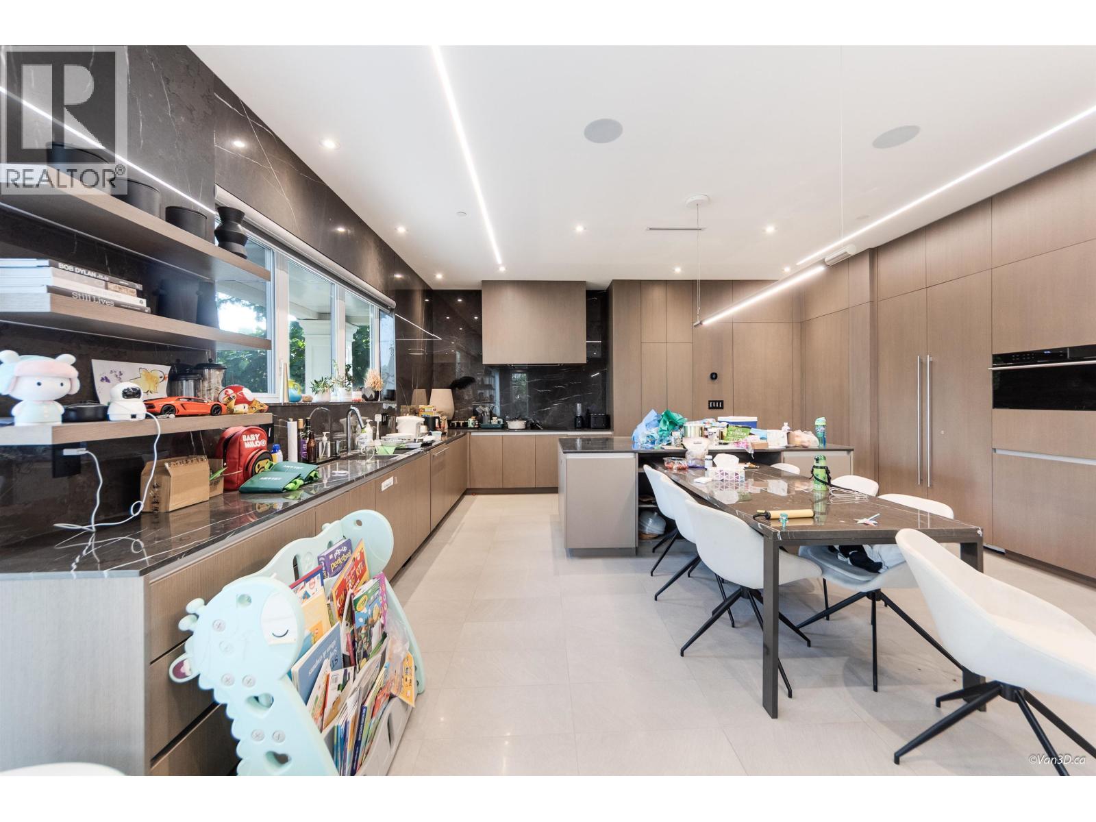 1041 W 53rd Avenue, Vancouver, British Columbia  V6P 1K6 - Photo 10 - R3047272