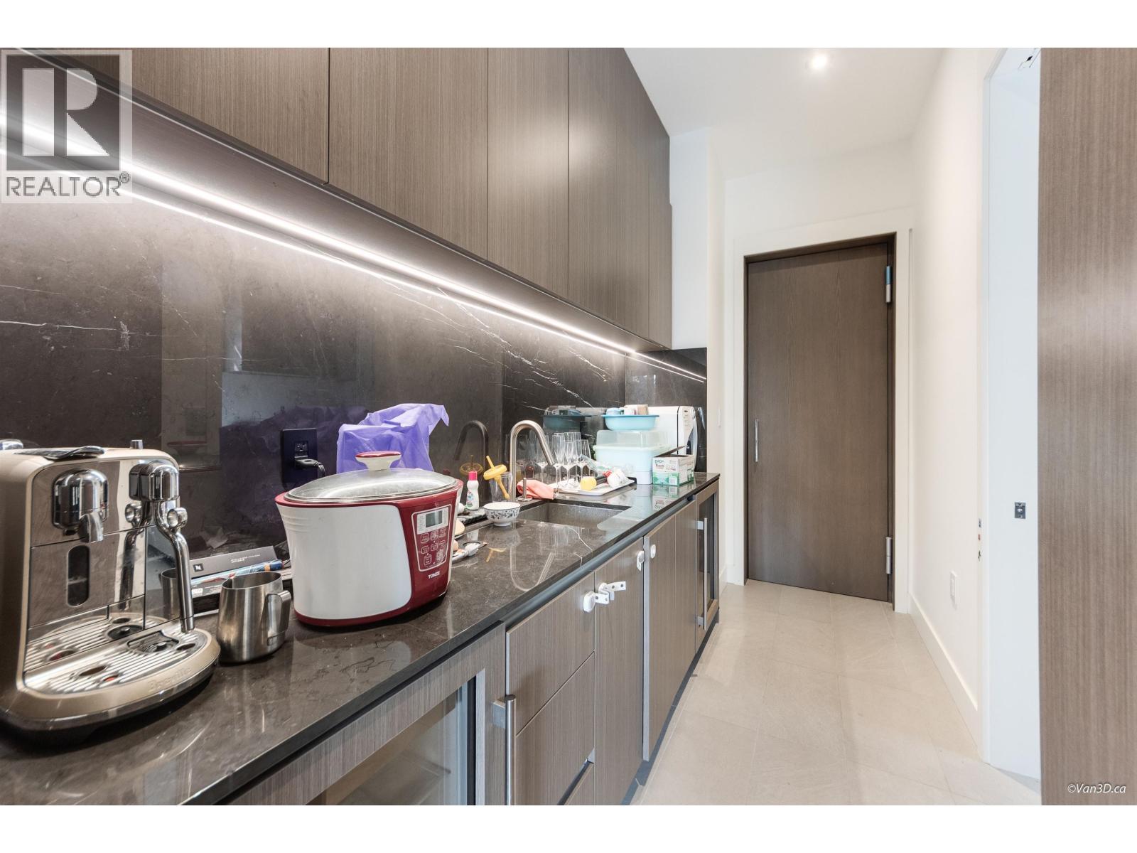 1041 W 53rd Avenue, Vancouver, British Columbia  V6P 1K6 - Photo 14 - R3047272