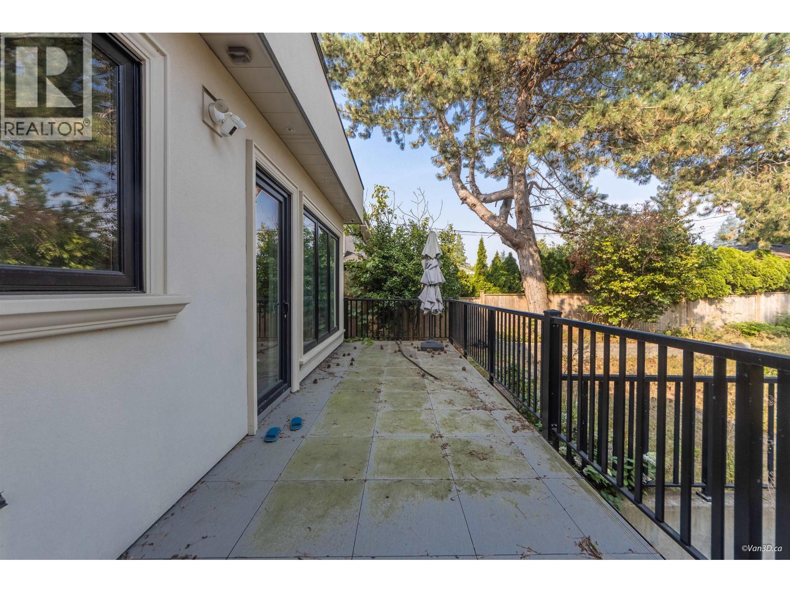 1041 W 53rd Avenue, Vancouver, British Columbia  V6P 1K6 - Photo 37 - R3047272