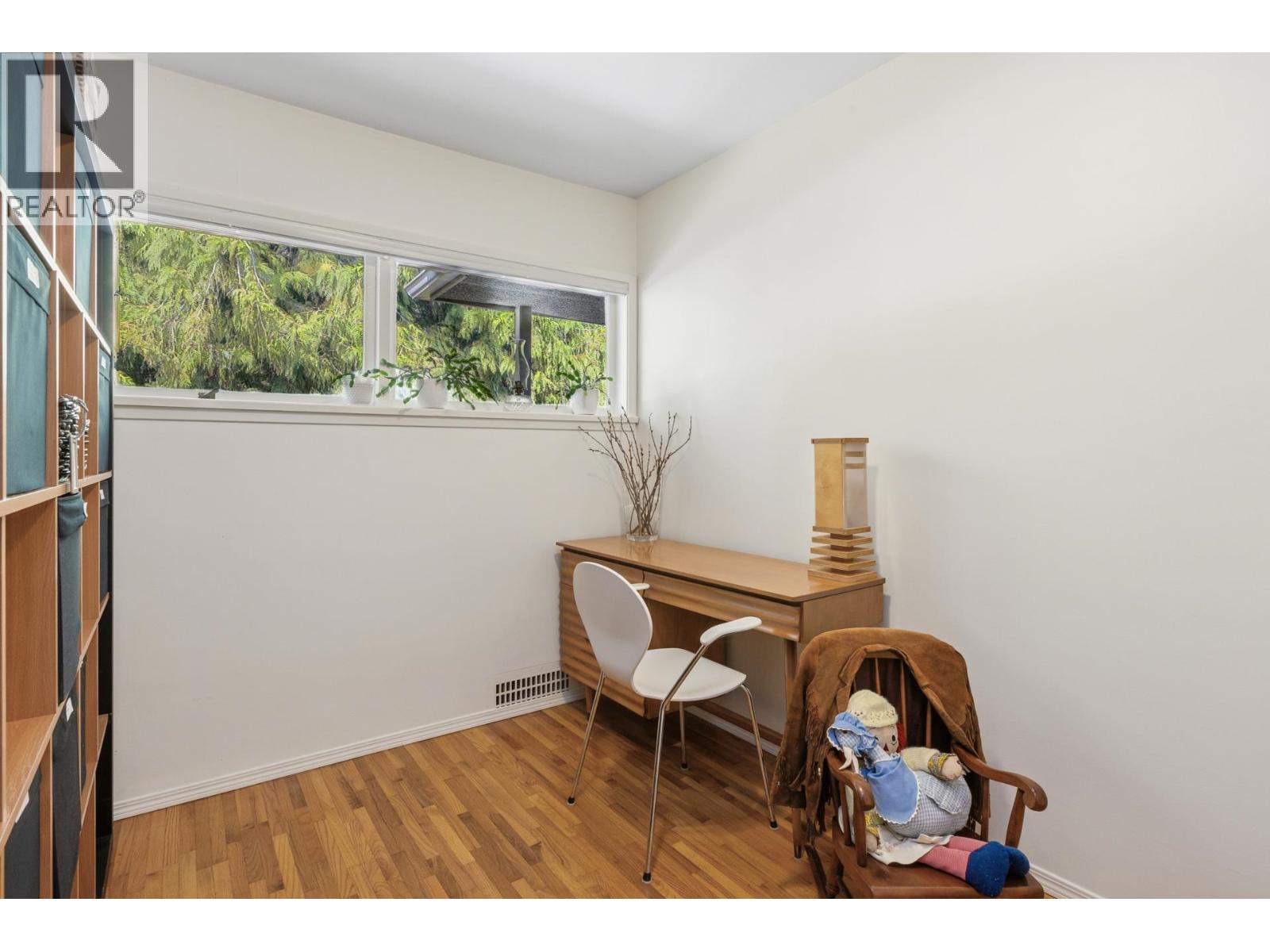 415 W 26th Street, North Vancouver, British Columbia  V7N 2G9 - Photo 21 - R3047276