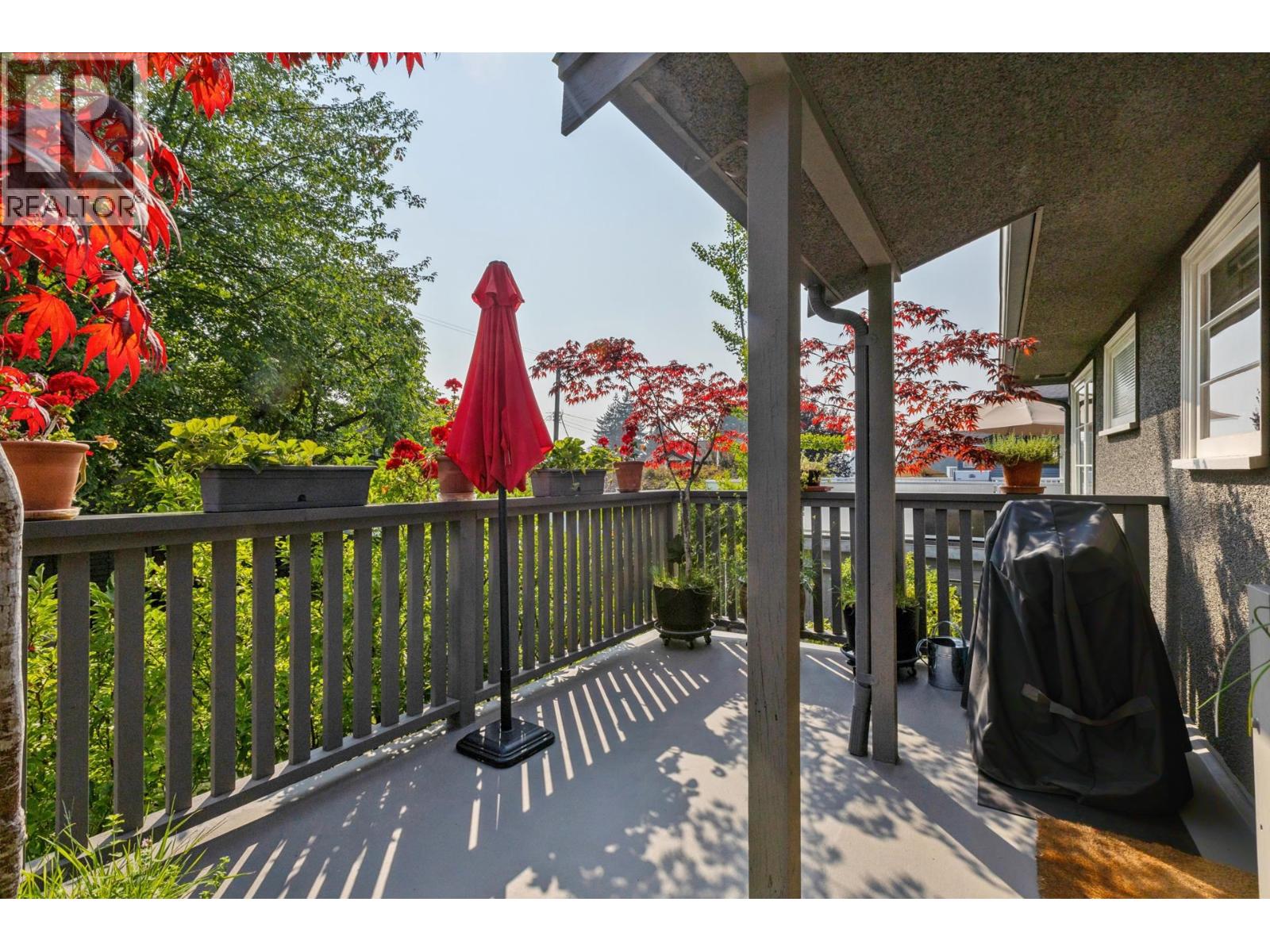 415 W 26th Street, North Vancouver, British Columbia  V7N 2G9 - Photo 26 - R3047276