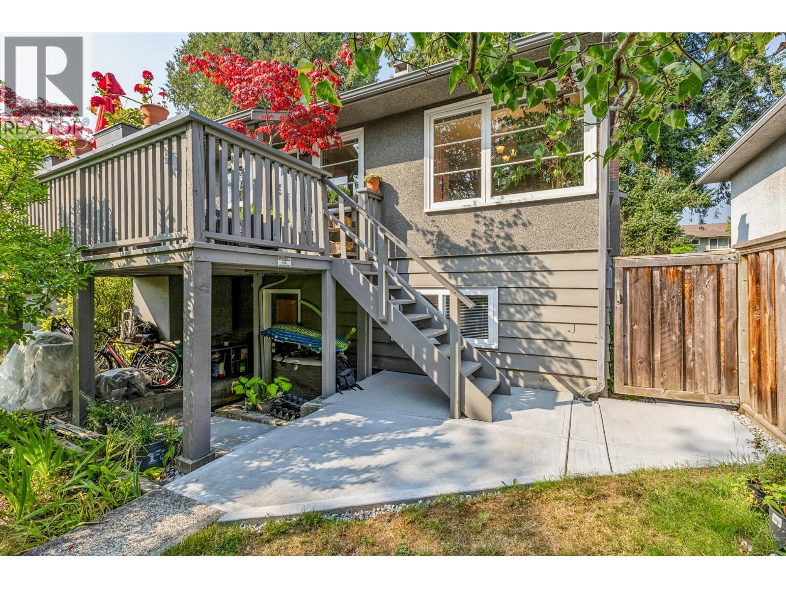 415 W 26th Street, North Vancouver, British Columbia  V7N 2G9 - Photo 27 - R3047276
