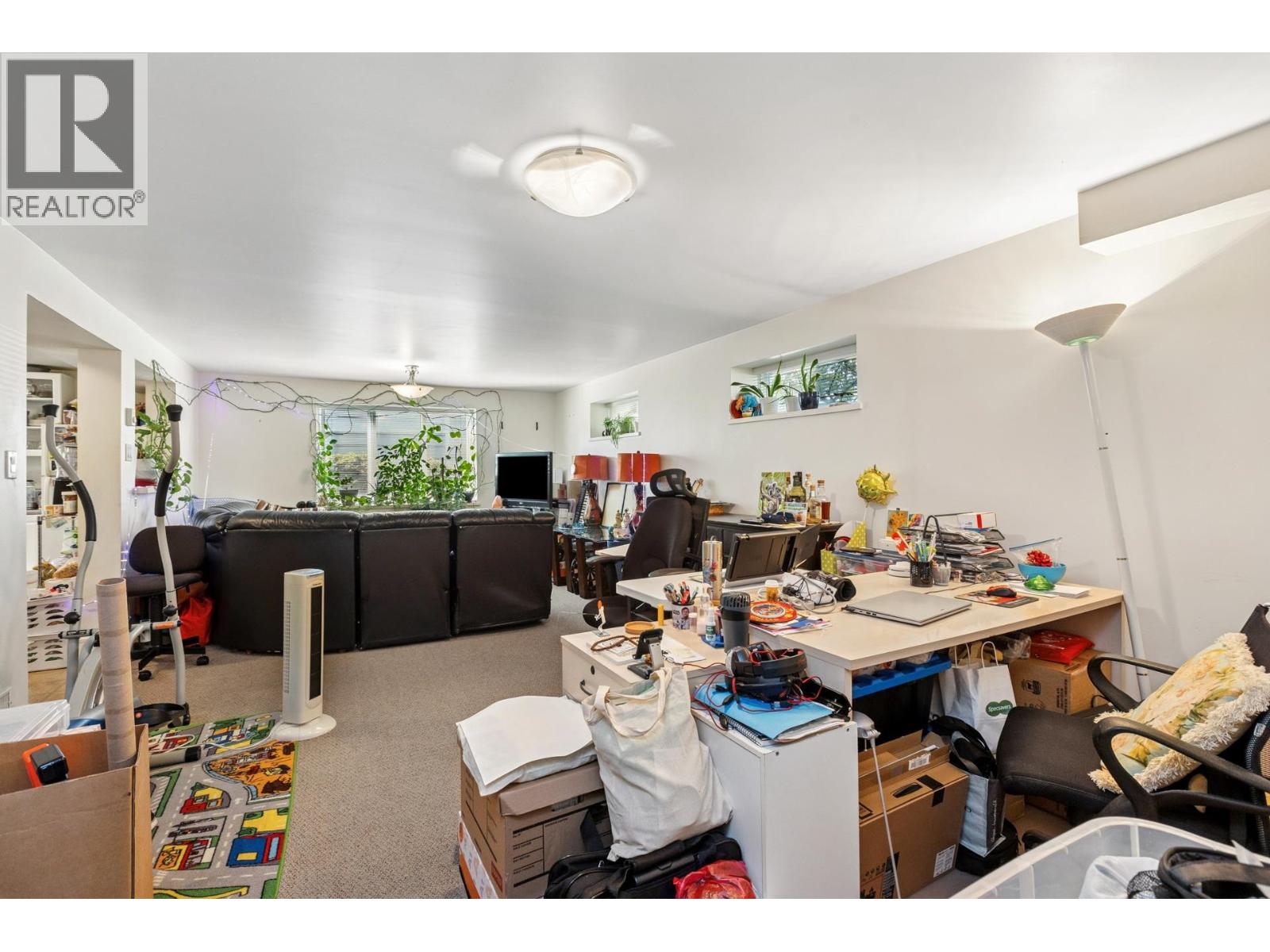 415 W 26th Street, North Vancouver, British Columbia  V7N 2G9 - Photo 30 - R3047276