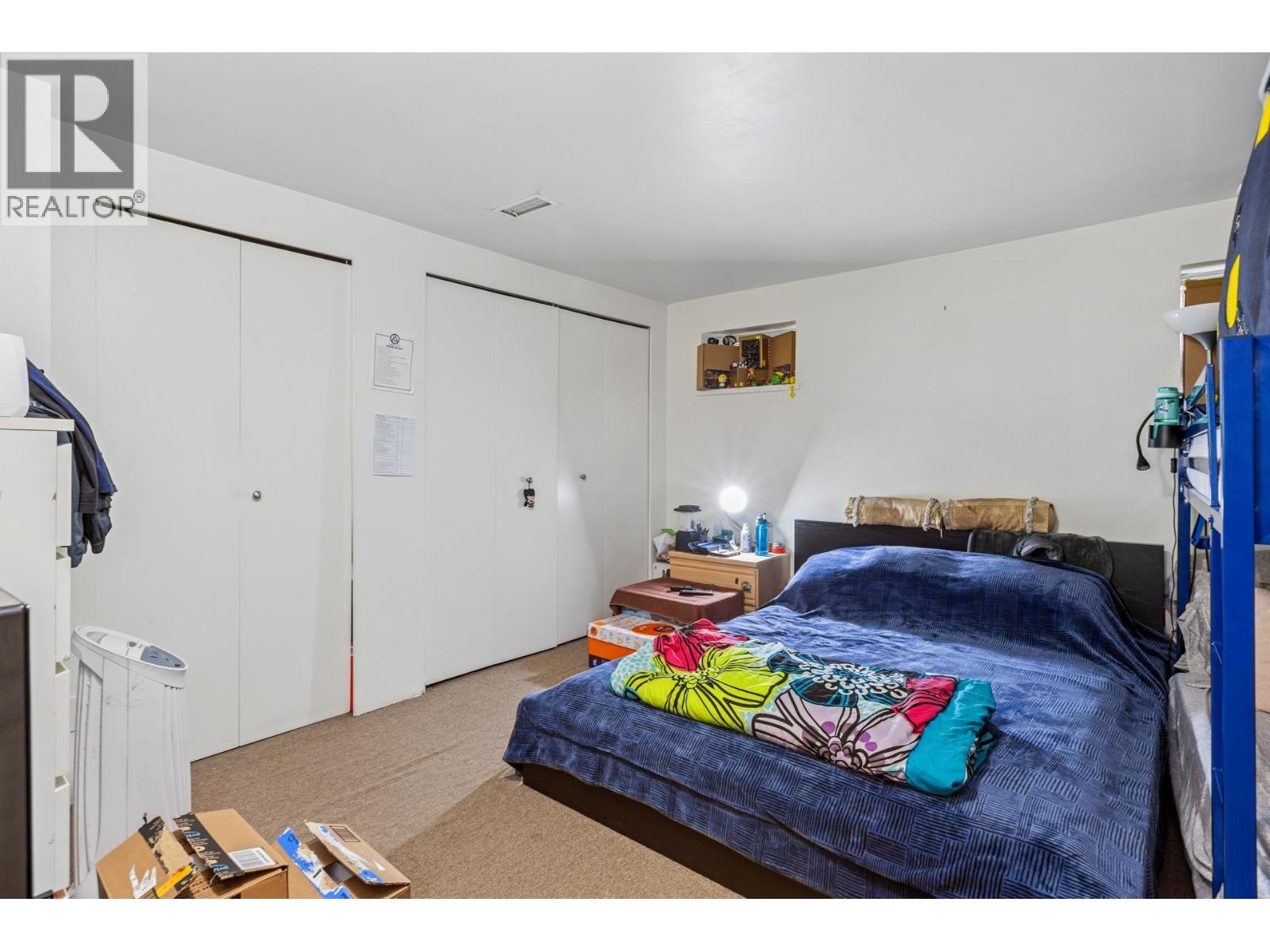 415 W 26th Street, North Vancouver, British Columbia  V7N 2G9 - Photo 32 - R3047276