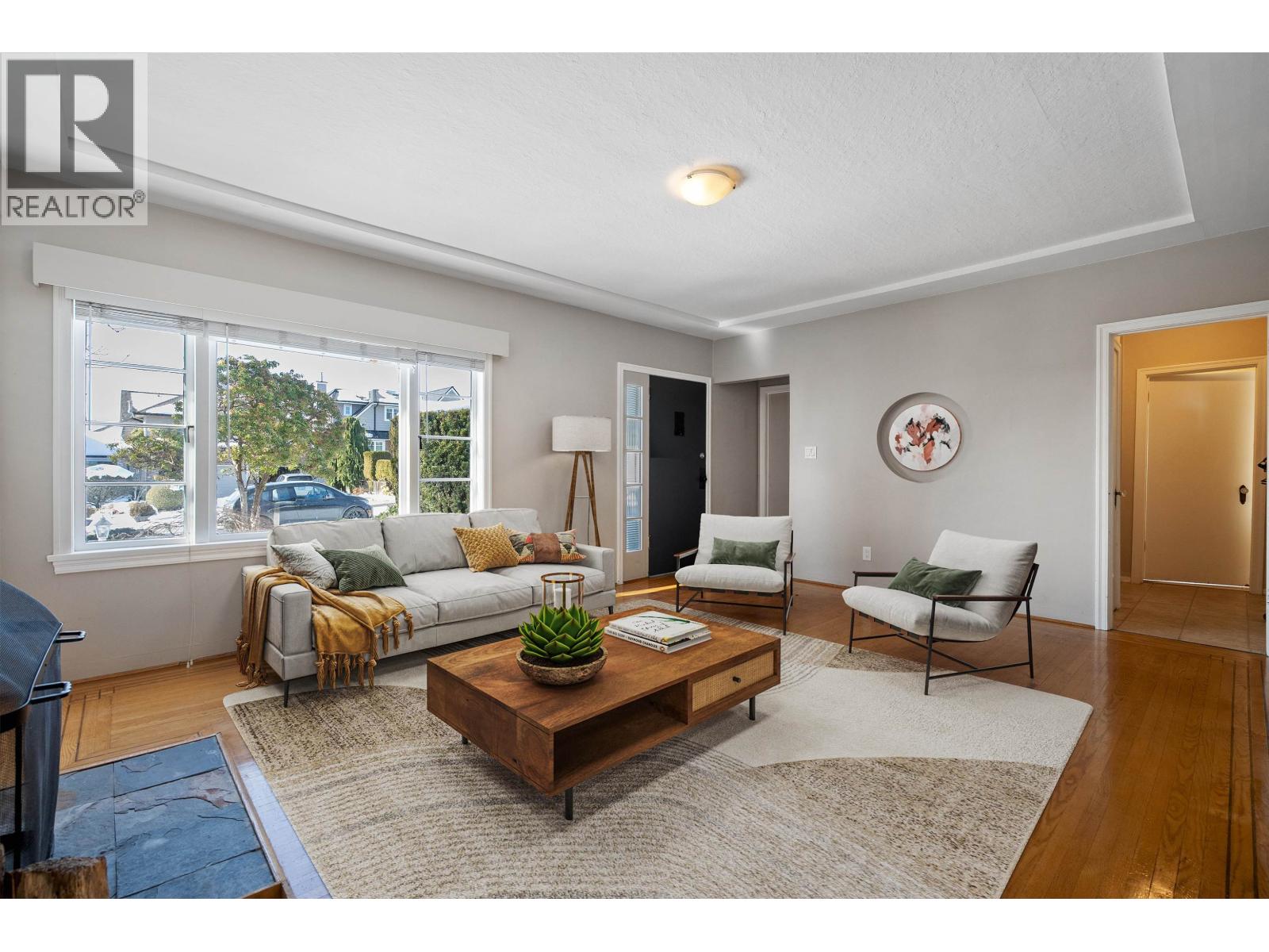 Property at 1428 20TH STREET image 2