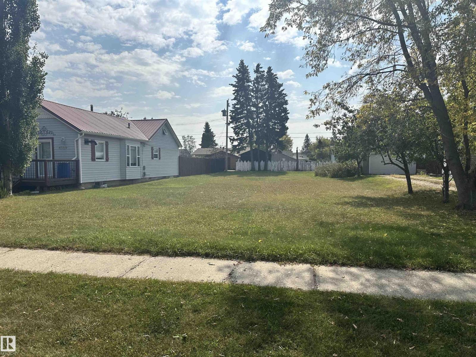 4511 54 Av, Wetaskiwin, Alberta  T9A 0Y9 - Photo 3 - E4457571