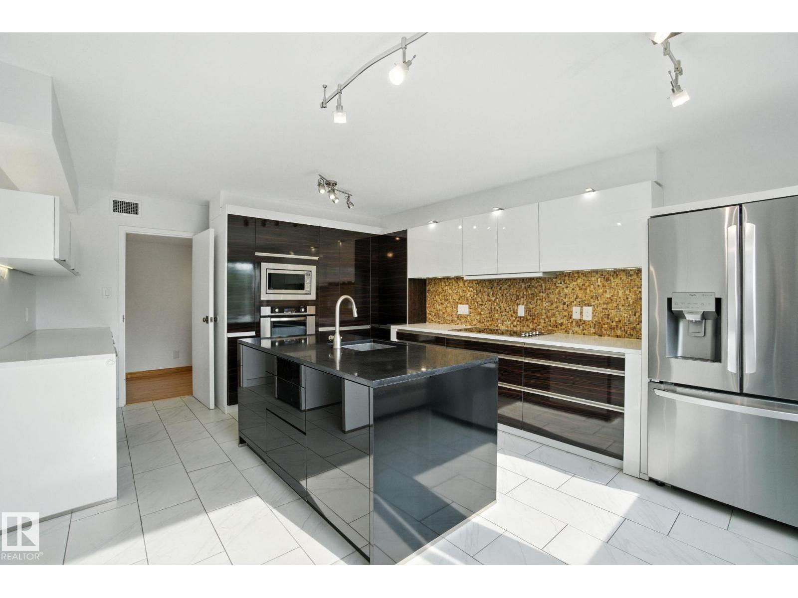 #203 9929 Saskatchewan Nw, Edmonton, Alberta  T6E 5J9 - Photo 14 - E4457573