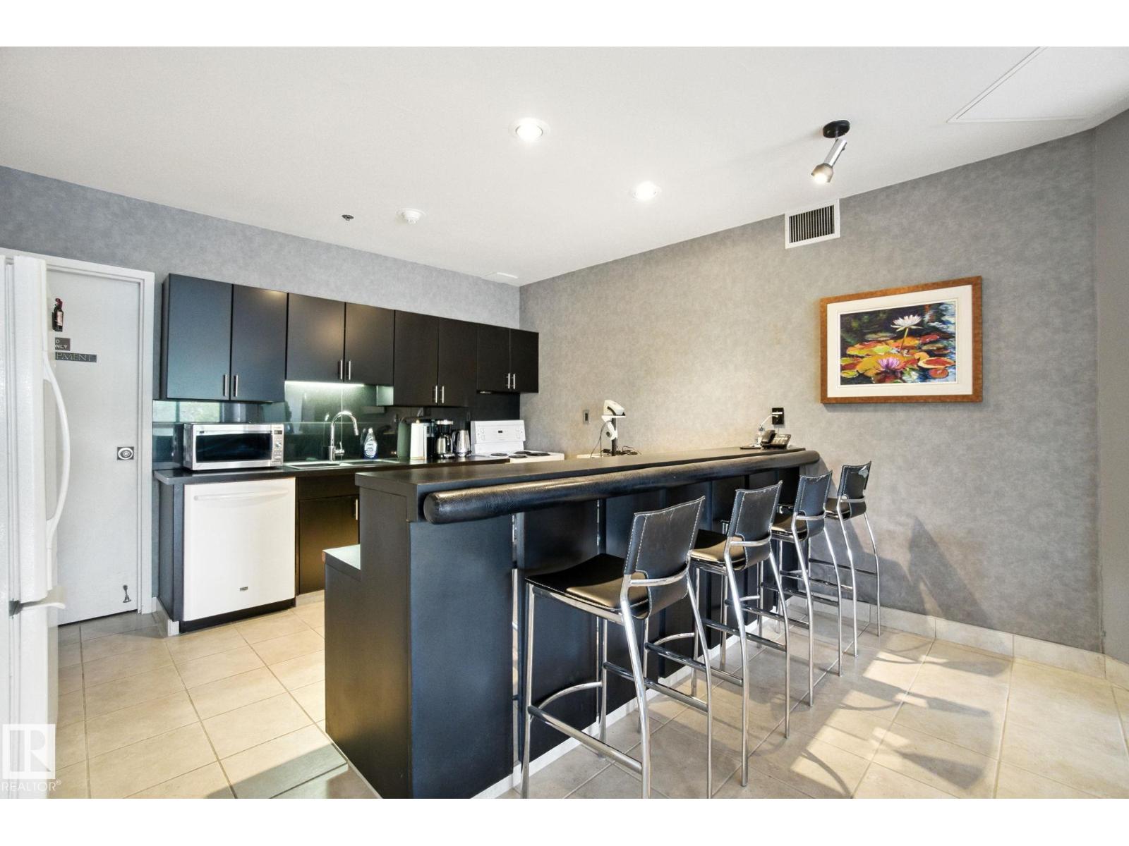 #203 9929 Saskatchewan Nw, Edmonton, Alberta  T6E 5J9 - Photo 60 - E4457573