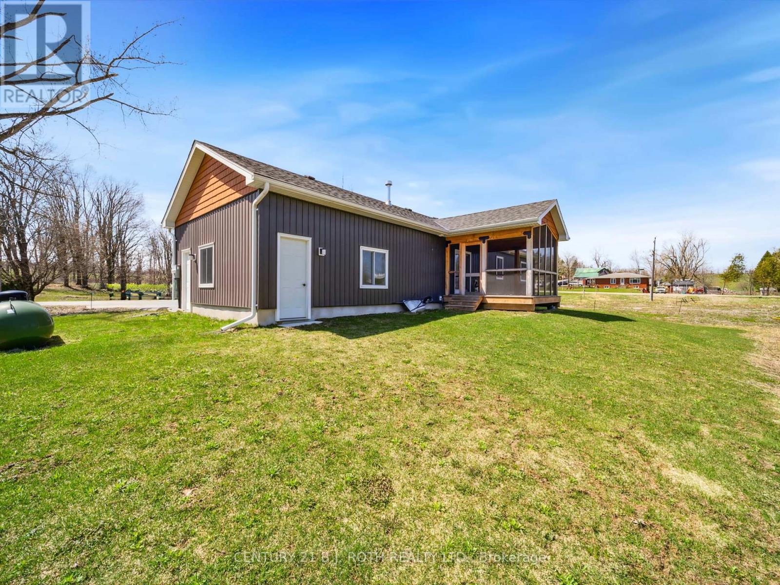 4000 Joyce Avenue, Ramara, Ontario  L3V 0S2 - Photo 7 - S12248777