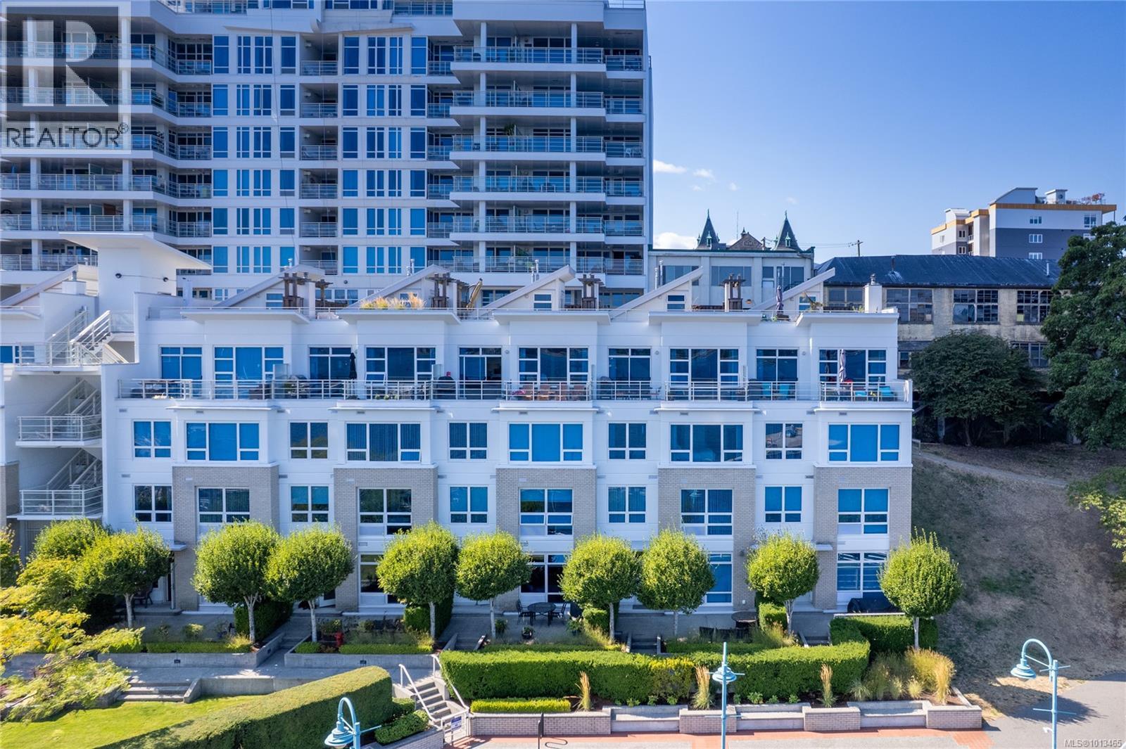 Th25 38 Front St, Nanaimo, British Columbia  V9R 0B8 - Photo 2 - 1013465