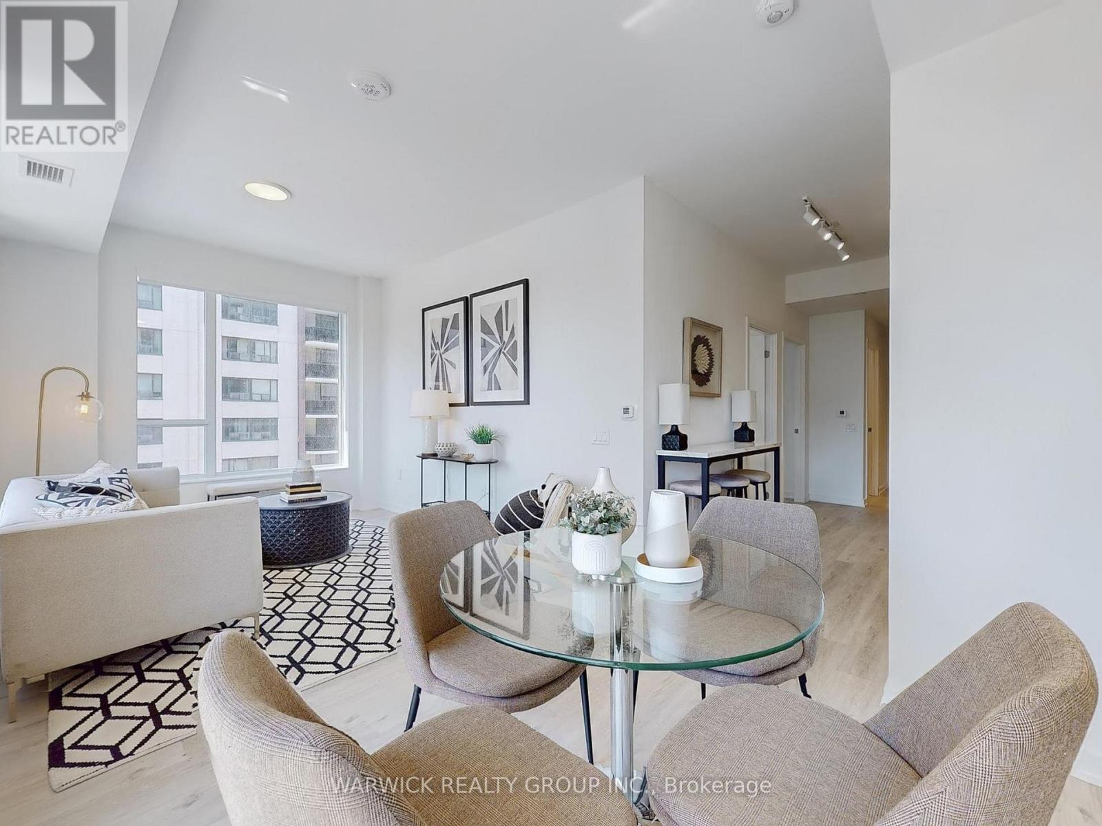 427 - 4365 BLOOR STREET W, Toronto, Ontario