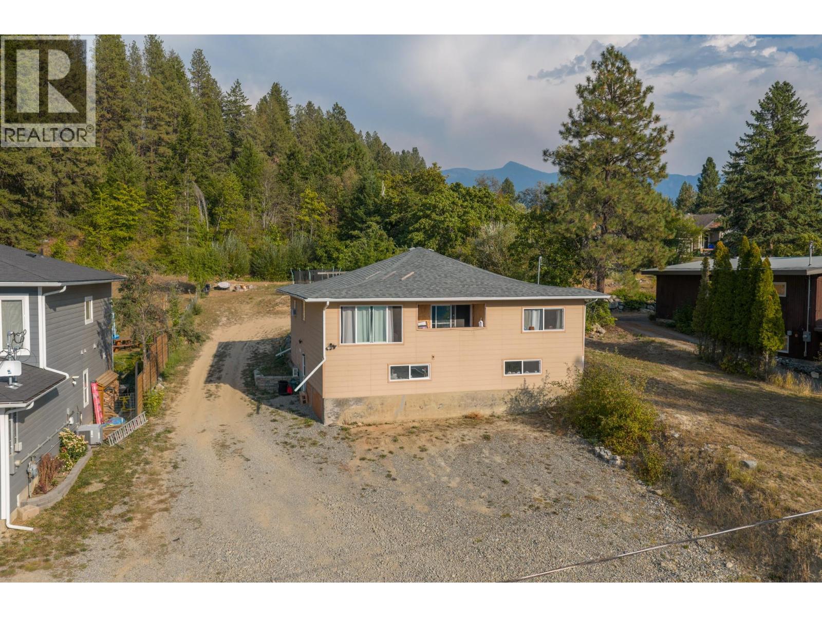 334 22nd Avenue, Creston, British Columbia  V0B 1G5 - Photo 32 - 10362632