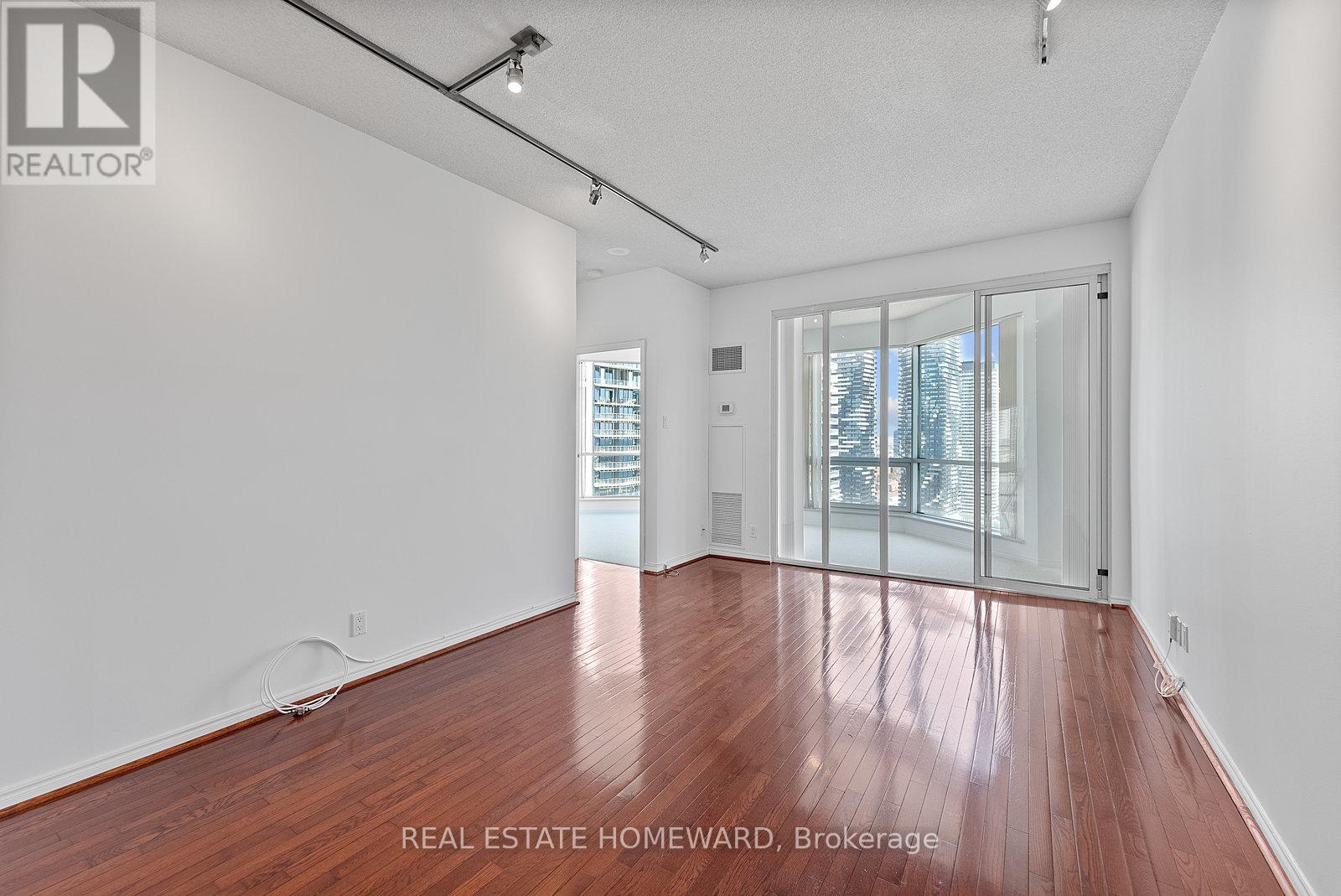 3408 - 10 Yonge Street, Toronto, Ontario  M5E 1R4 - Photo 5 - C12401136