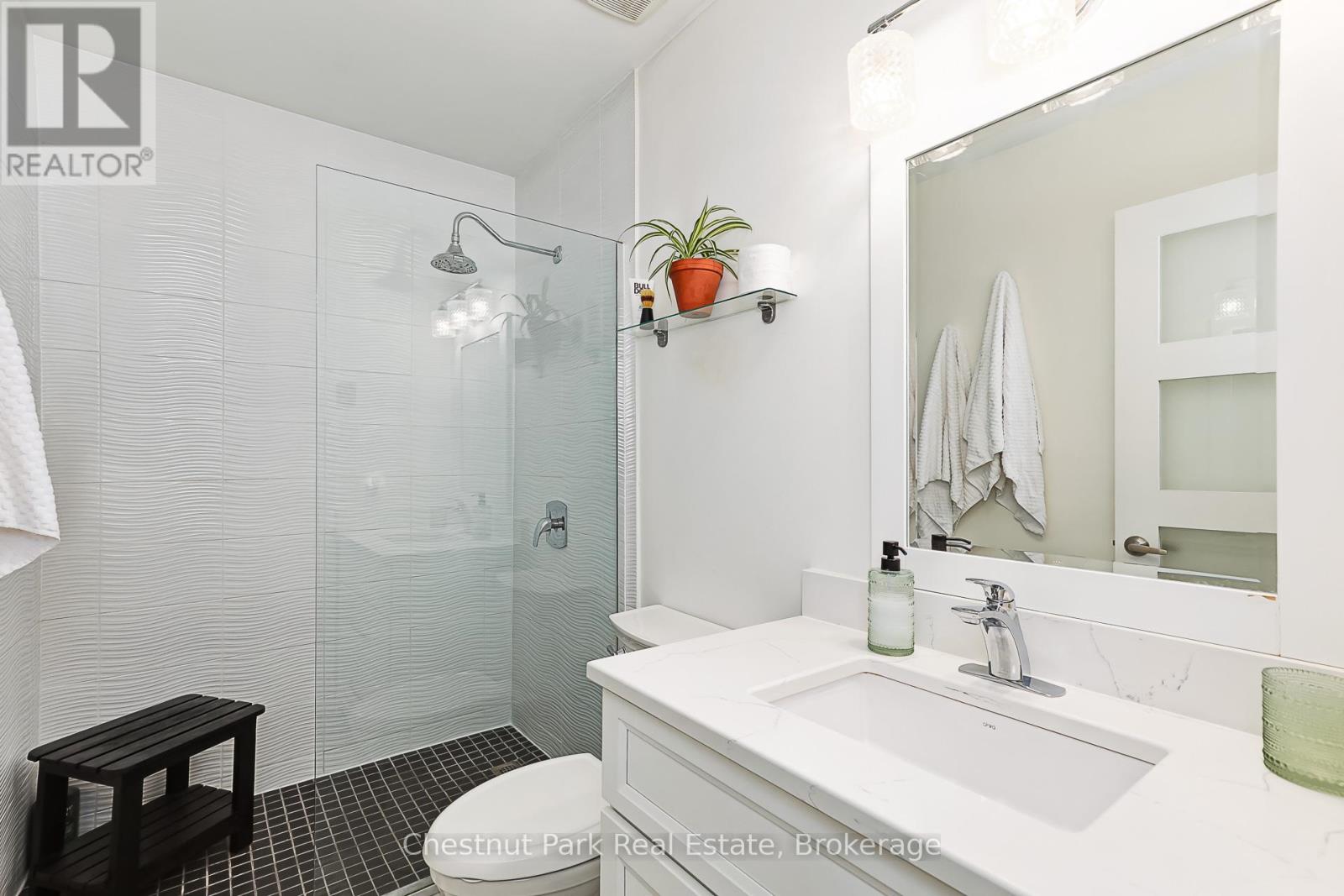 407 - 12 Dawson Drive, Collingwood, Ontario  L9Y 5B4 - Photo 39 - S12401206