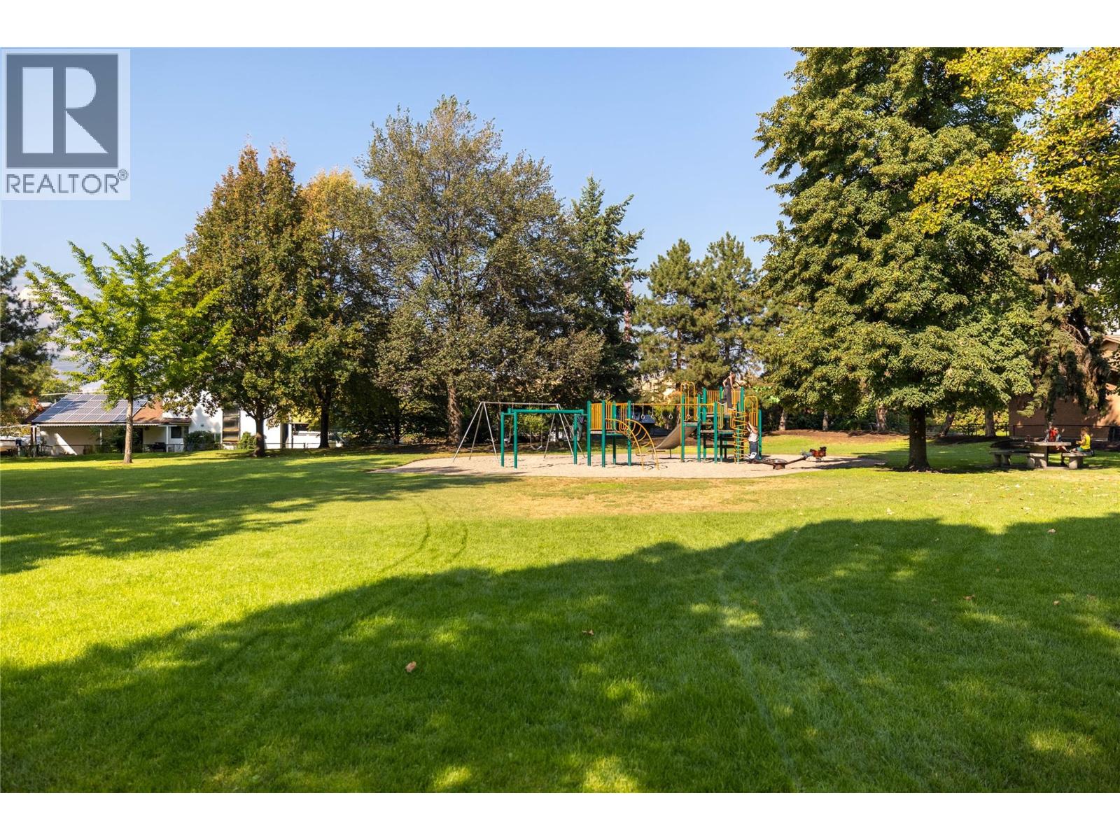 1284 Mcbride Road, Kelowna, British Columbia  V1Y 4A3 - Photo 28 - 10360718