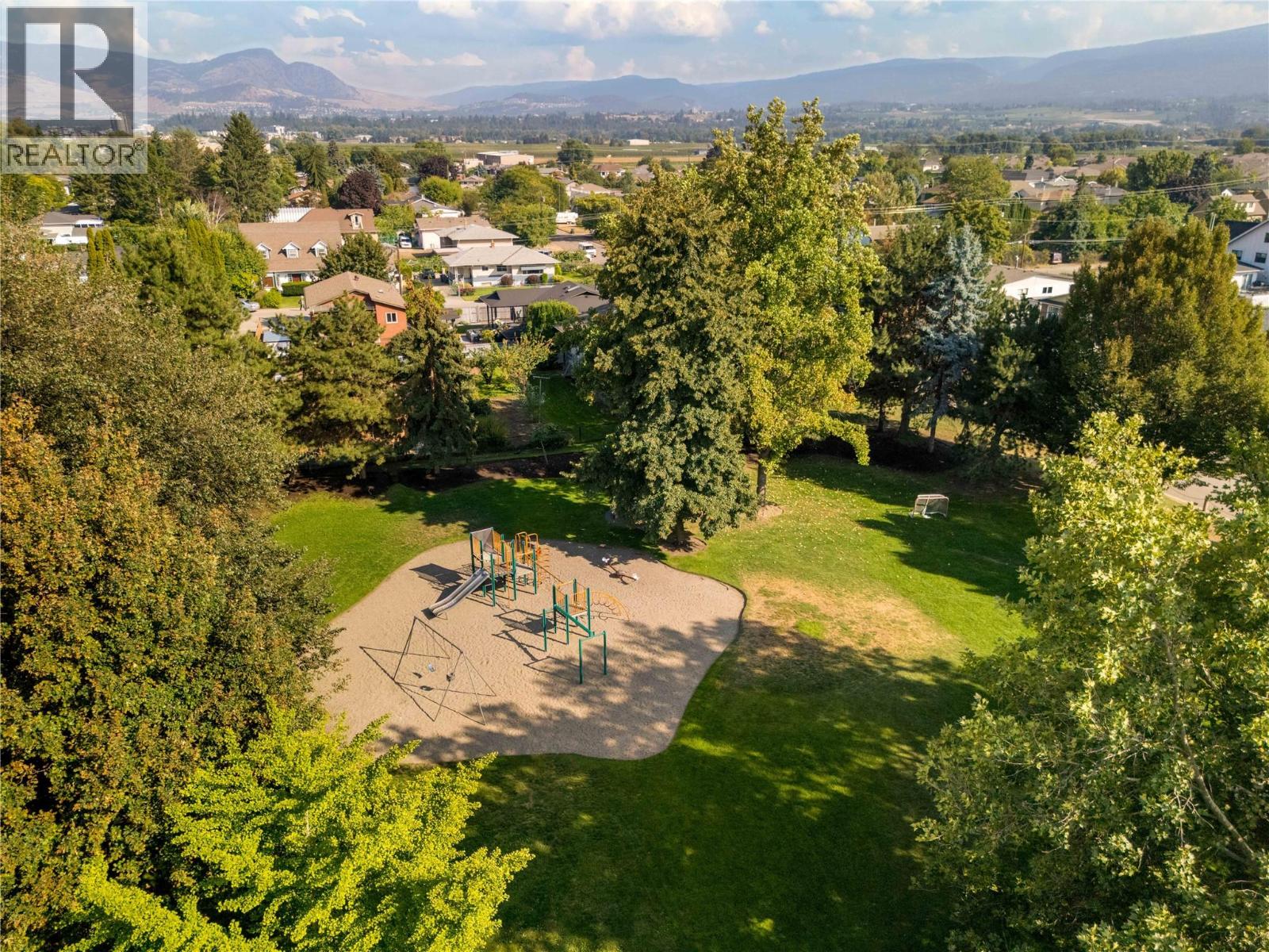 1284 Mcbride Road, Kelowna, British Columbia  V1Y 4A3 - Photo 29 - 10360718