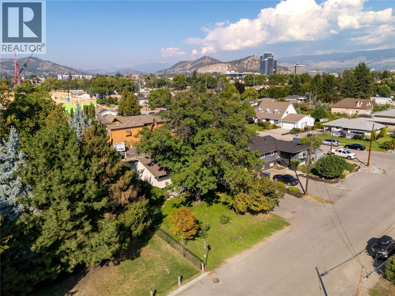 1284 Mcbride Road, Kelowna, British Columbia  V1Y 4A3 - Photo 32 - 10360718