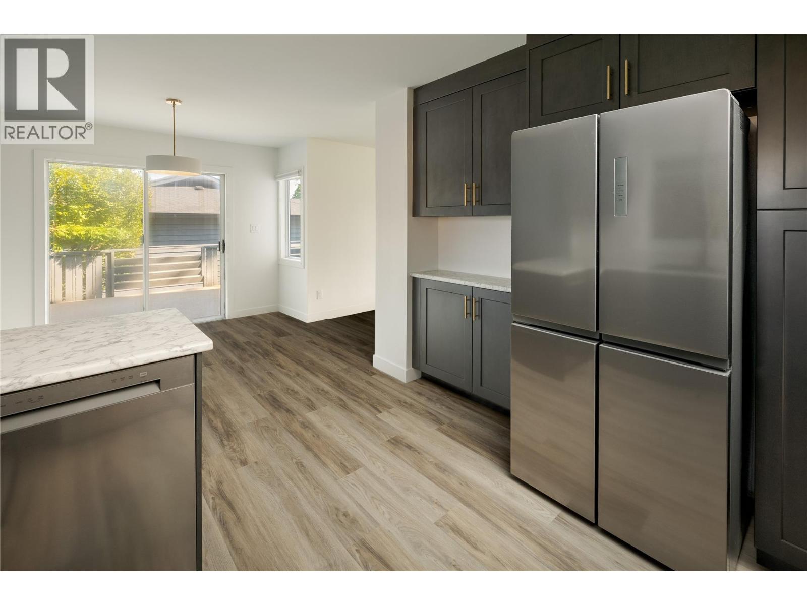 1284 Mcbride Road, Kelowna, British Columbia  V1Y 4A3 - Photo 6 - 10360718