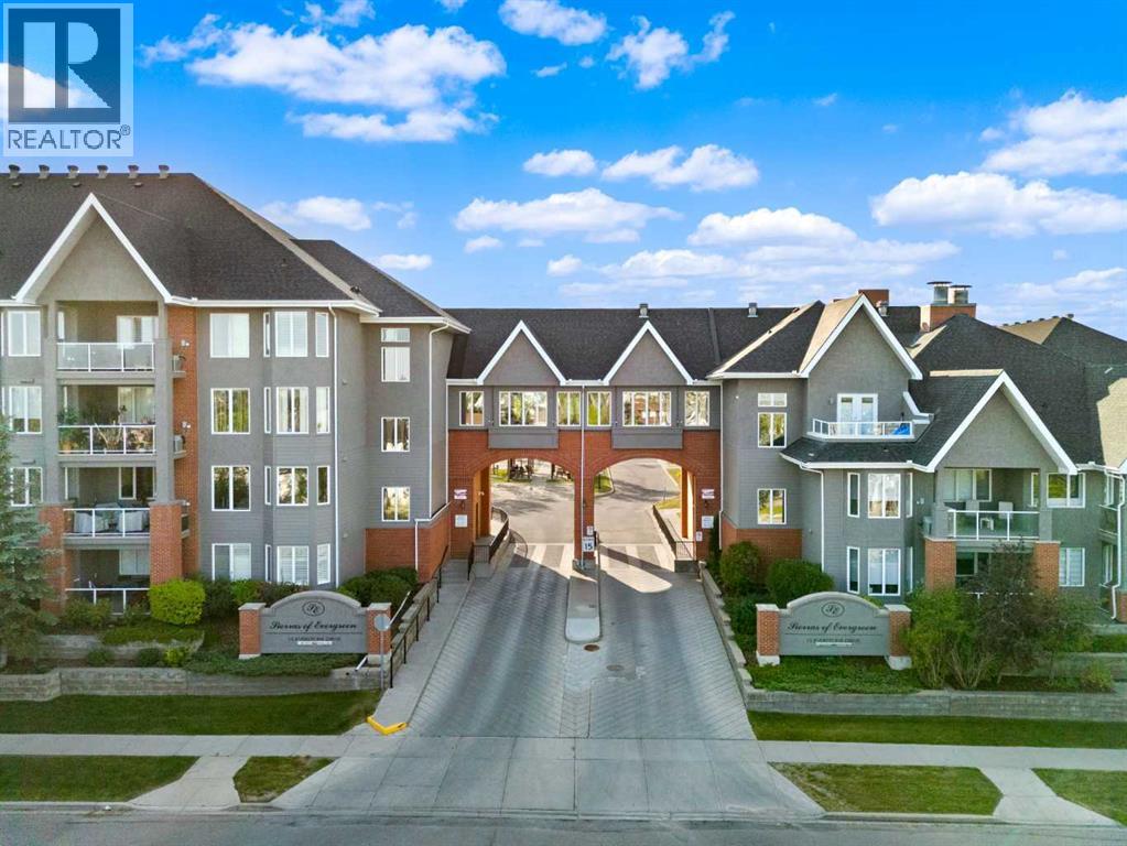Property at 239, 15 Everstone Drive SW image 1