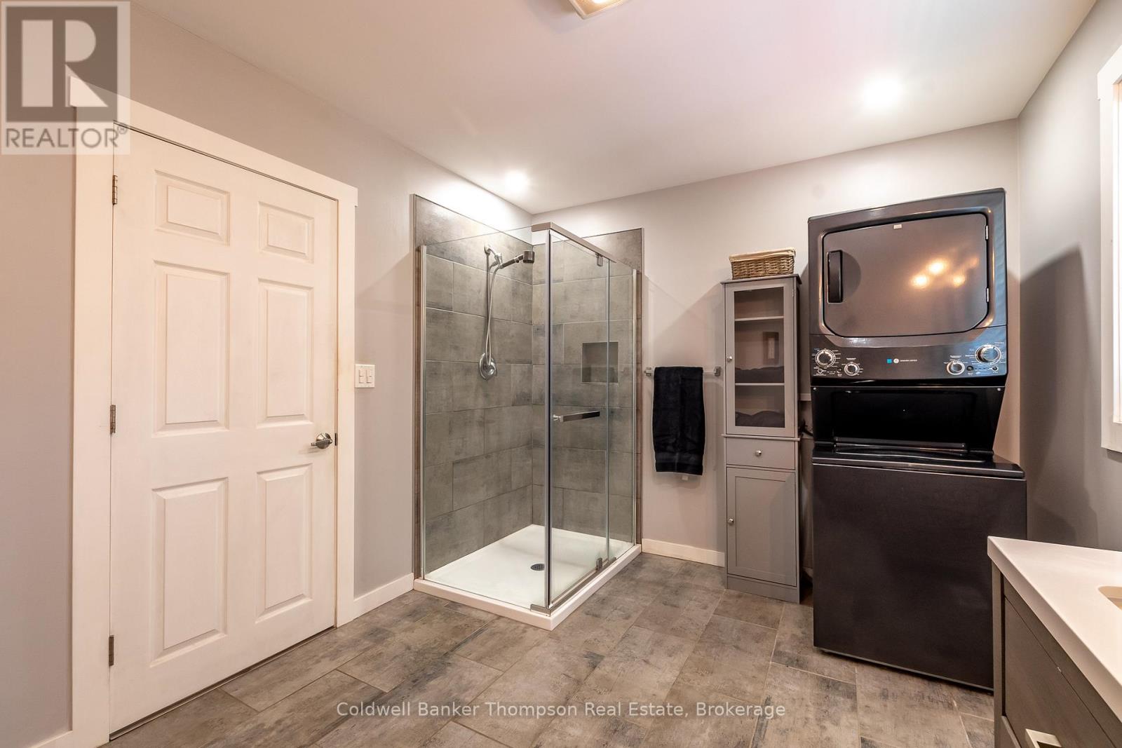 311 Station Road, Perry, Ontario  P0A 1J0 - Photo 15 - X12401171